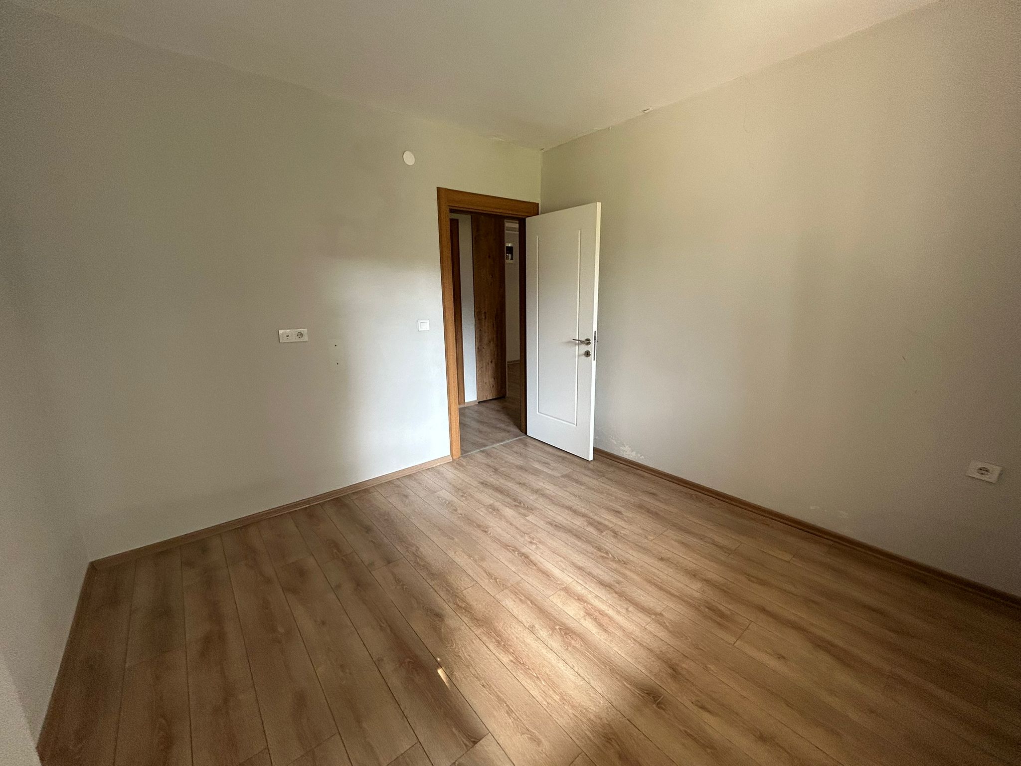 KADIKÖY KC EVLERİNDE KİRALIK 2+1 DAİRE