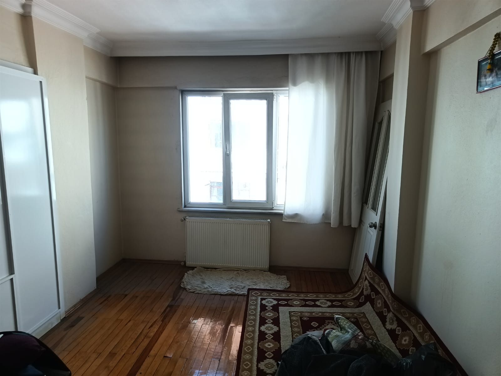 CAMİVASAT MAHALLESİNDE SATILIK 2+1 DAİRE