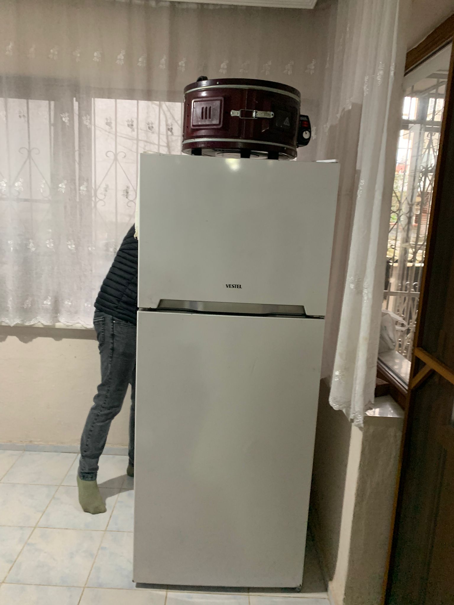 BALIKESİR EDREMİT GAZİİLYAS MAHALLESİNDE KİRALIK 2+1 EŞYALI BAHÇELİ DAİRE