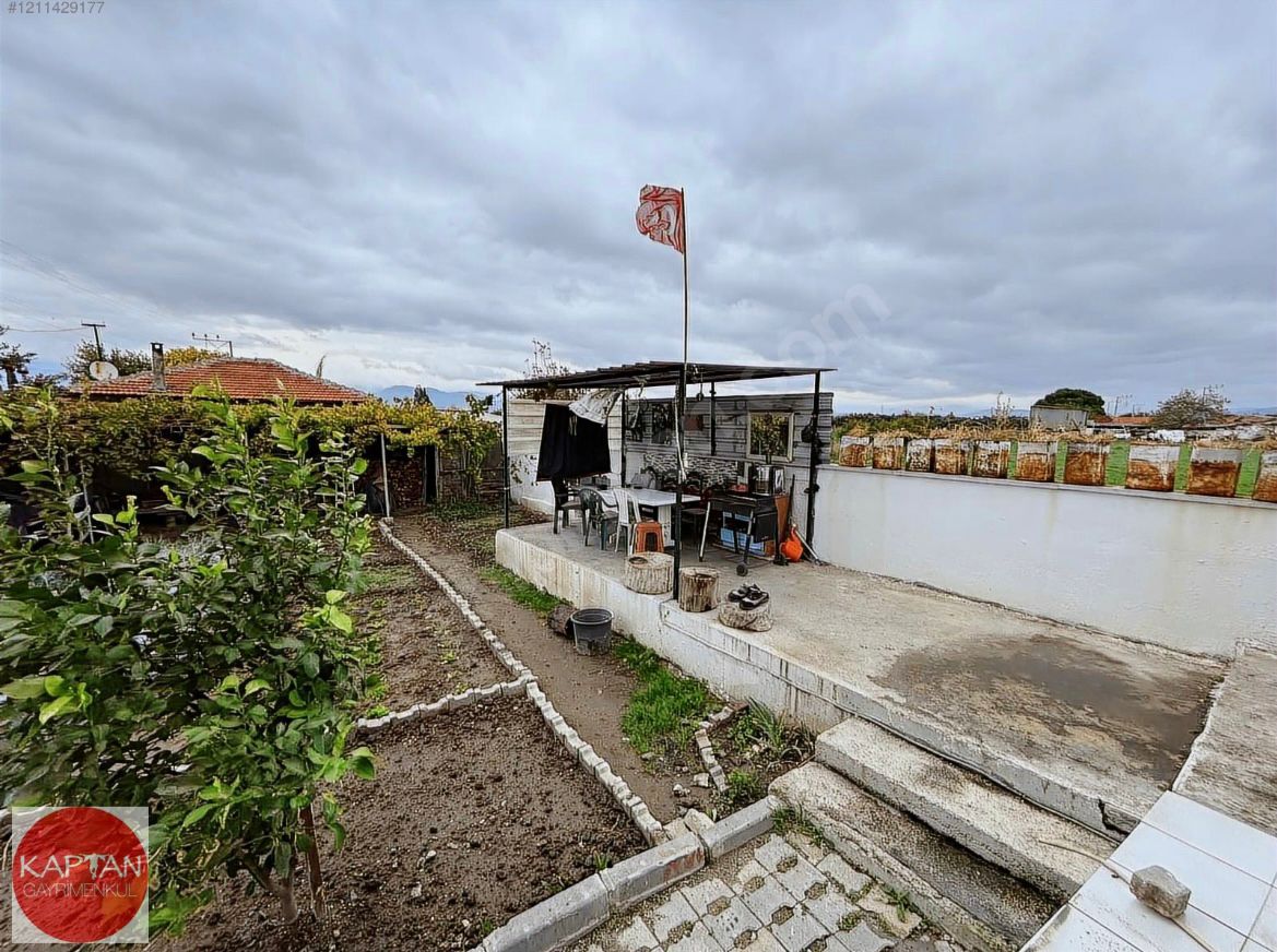 ÇORUK 'DA SATILIK BAHÇELİ KÖYEVİ VE KOMPLE BİNA