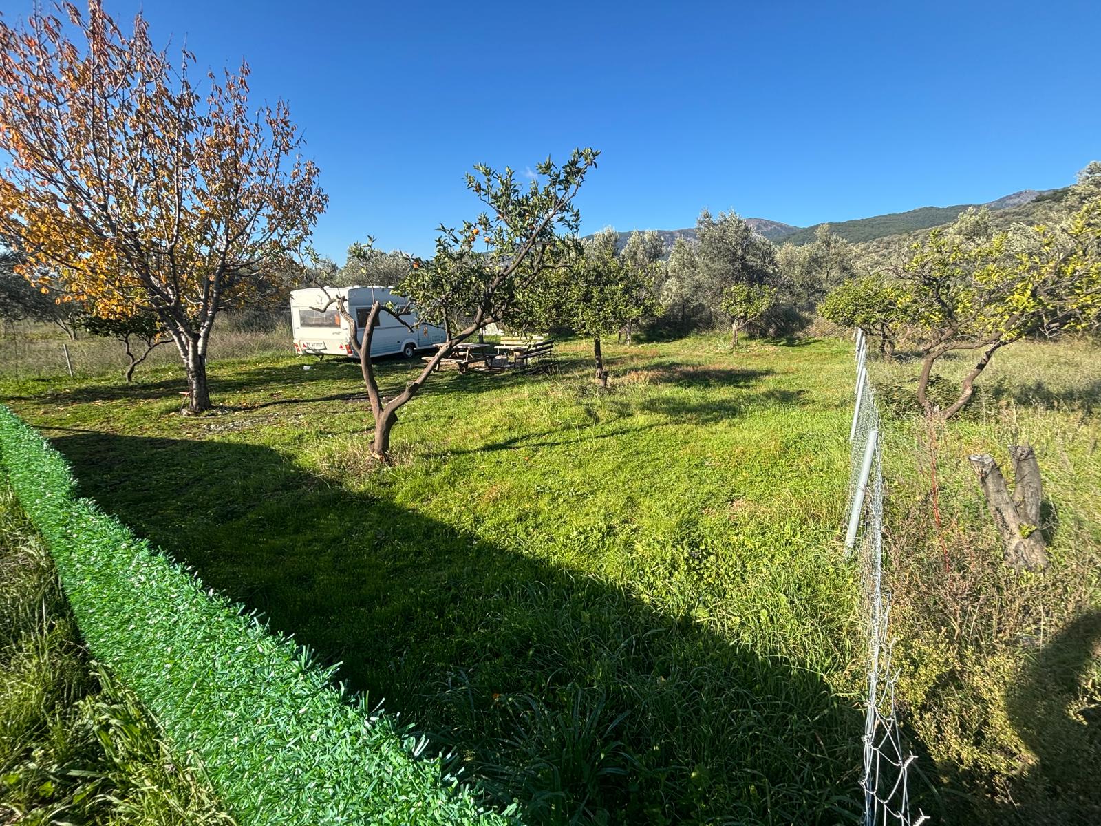 BALIKESİR EDREMİT KIZILKEÇİLİ’DE SATILIK 440 m² HOBİ BAHÇESİ