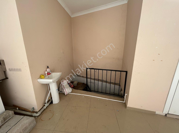 İnönü Caddesinde 120 M2 Satılık Dükkan