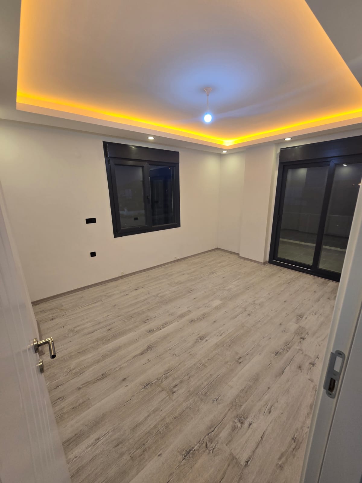 Ayvalık Altınova 'da Müstakil Satılık Villa