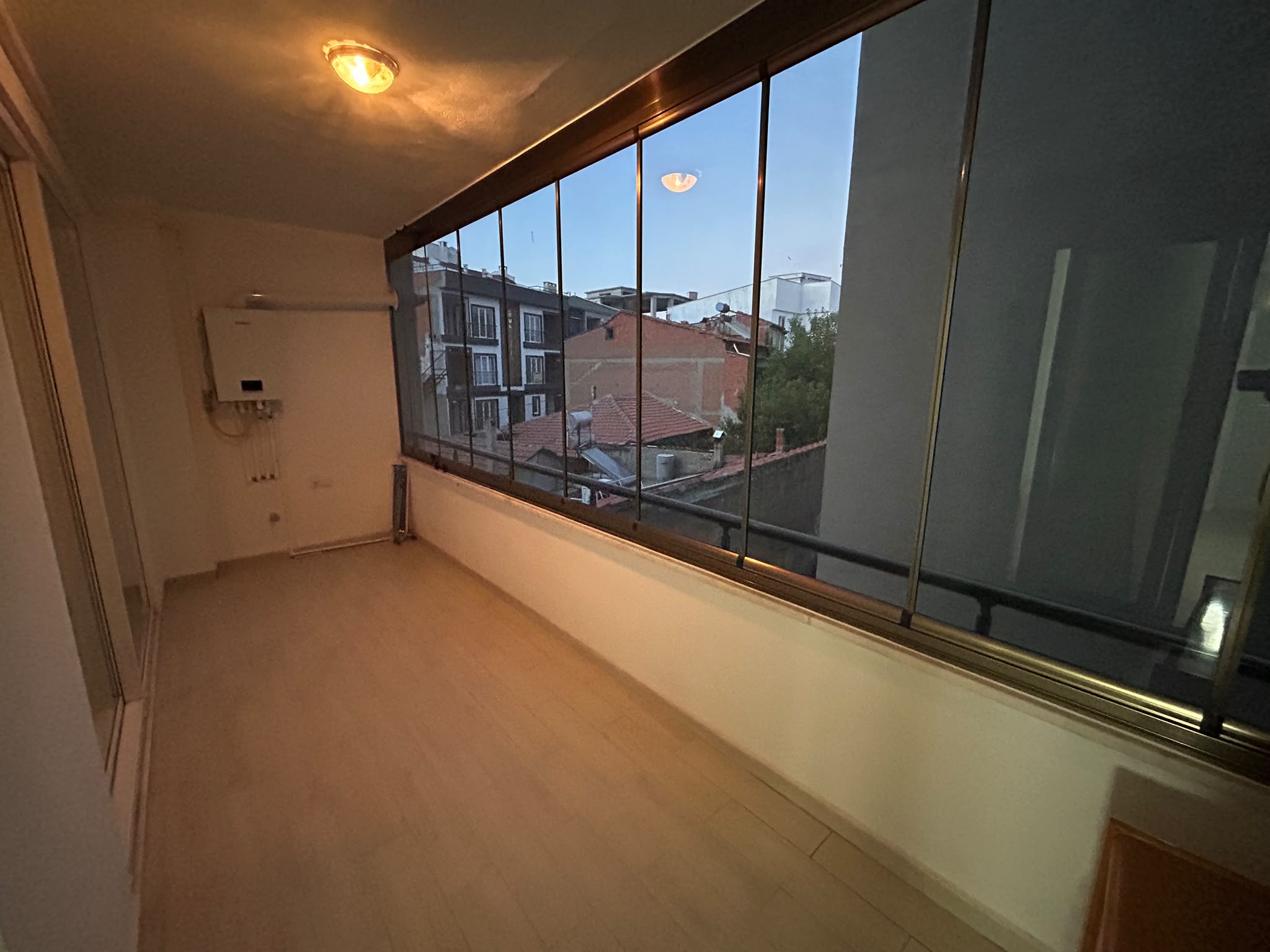BALIKESİR EDREMİT TUZCUMURAT MAHALLESİNDE 3+1 KİRALIK DAİRE
