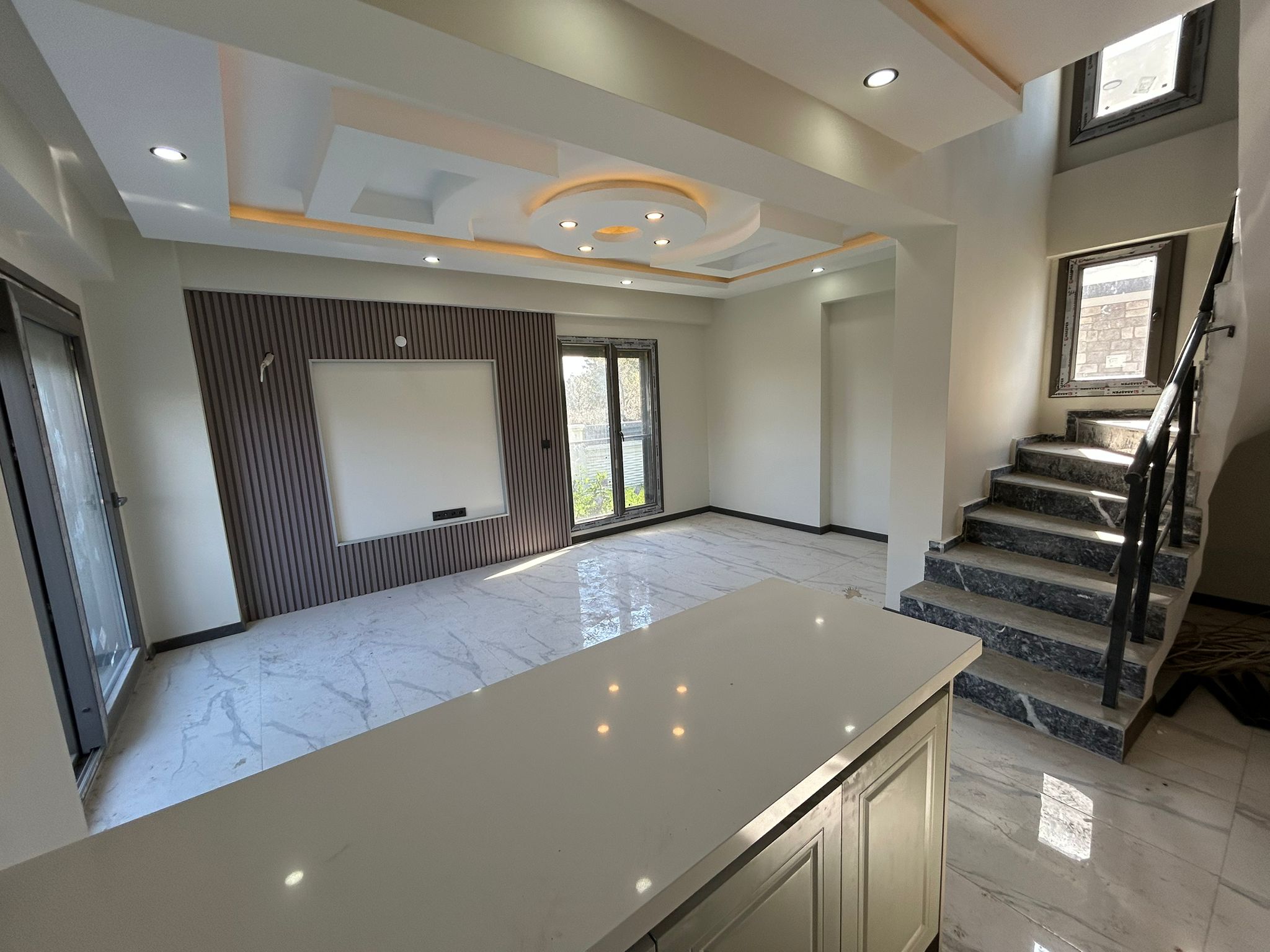 HAYALİNİZDEKİ YAŞAM BURADA BAŞLIYOR!