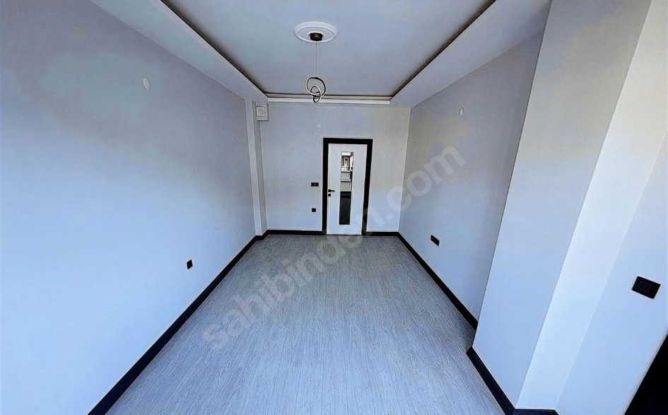 ALTINKUM’DA SATILIK 2+1 AYDINLIK DAİRE DENİZE YÜRÜME MESAFESİNDE