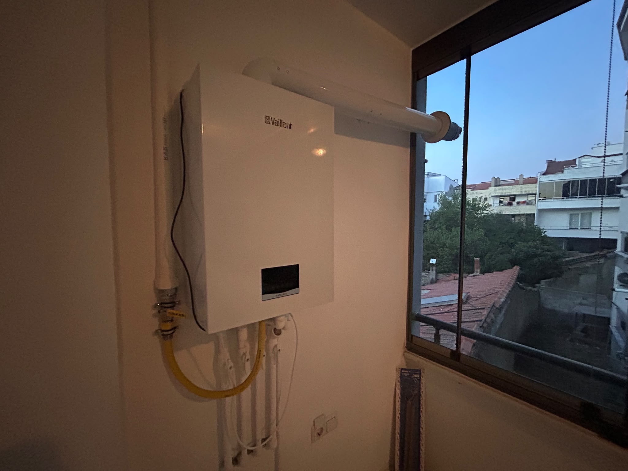 BALIKESİR EDREMİT TUZCUMURAT MAHALLESİNDE 3+1 KİRALIK DAİRE