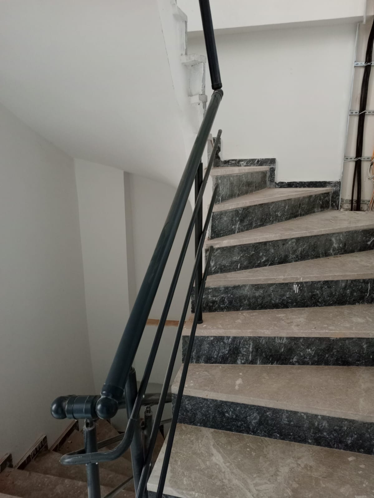 BURHANİYE YENİ MAHALLE'DE SATILIK SIFIR 6+1 DUBLEKS DAİRE
