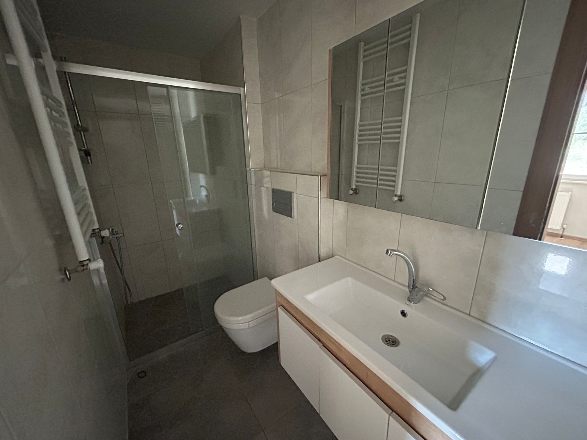 KADIKÖY KC EVLERİNDE KİRALIK 2+1 DAİRE