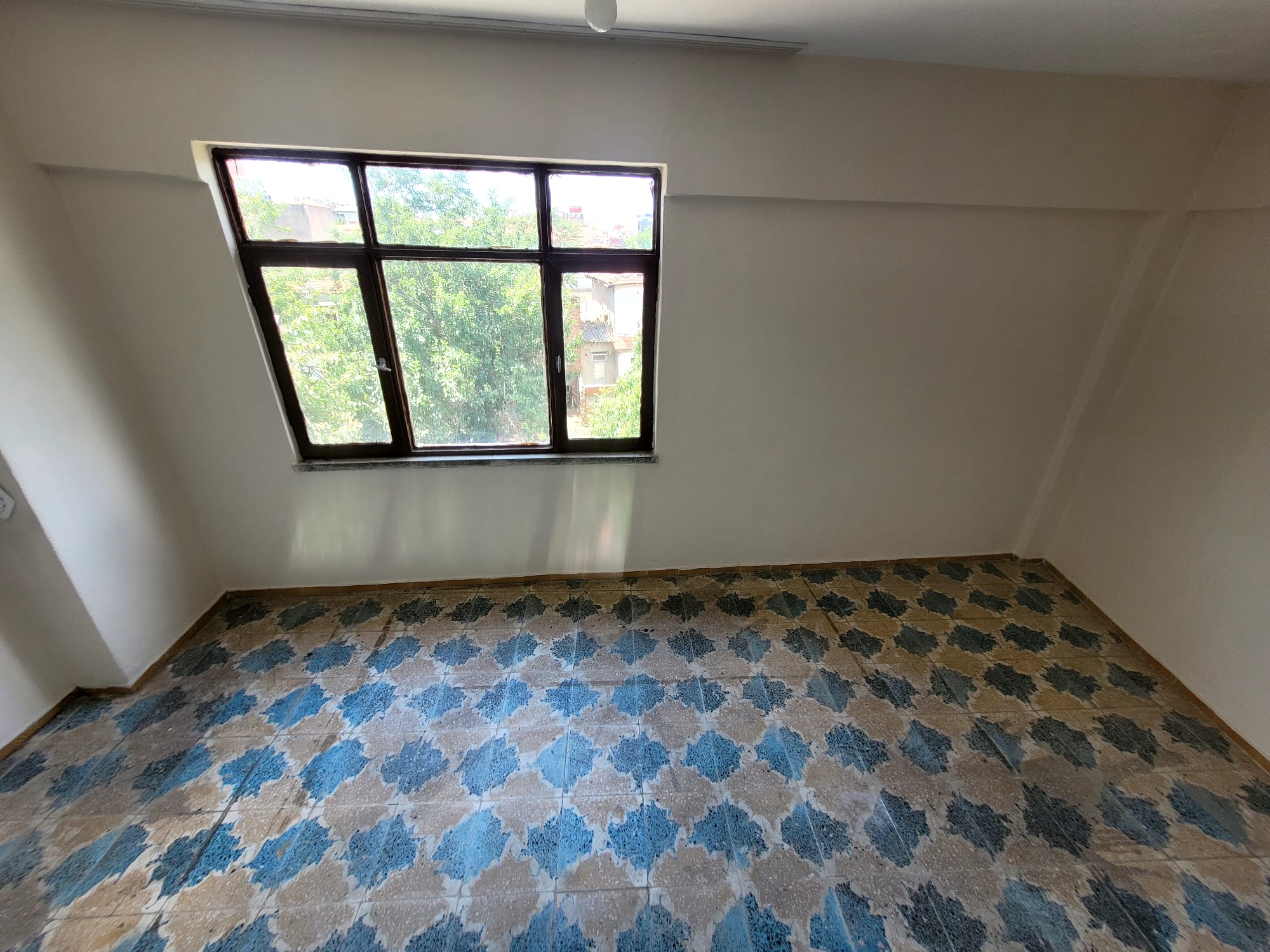 GAZİİLYAS MAHALLESİNDE KİRALIK 3+1 AYRI MUTFAK DAİRE