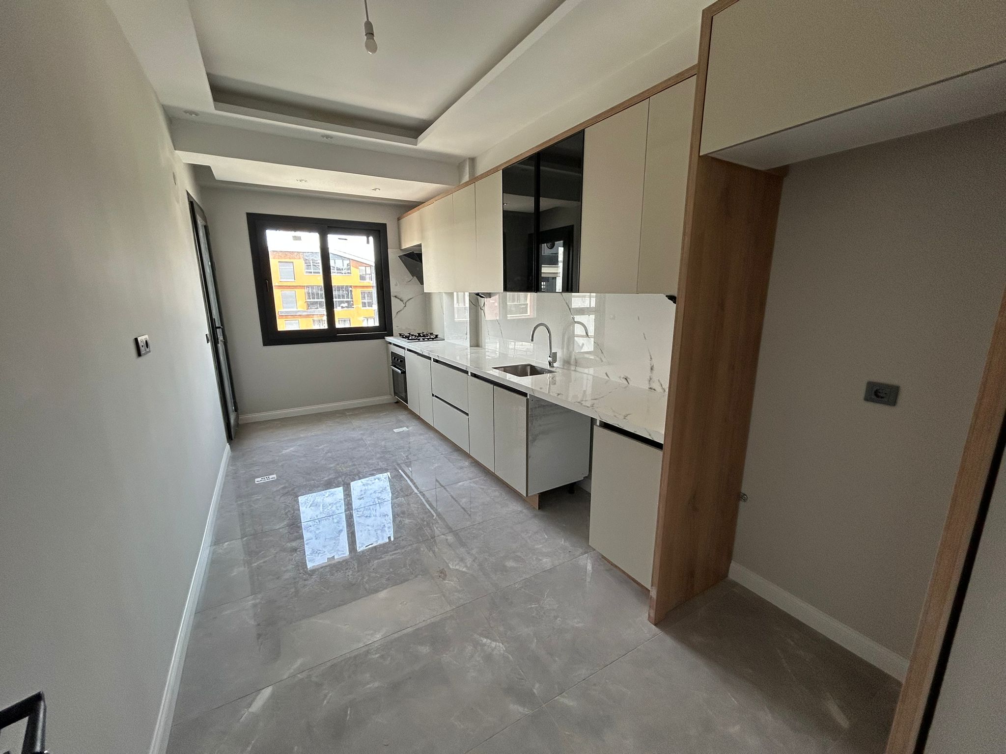 BALIKESİR EDREMİT KADIKÖY’DE SATILIK DUBLEKS DAİRE