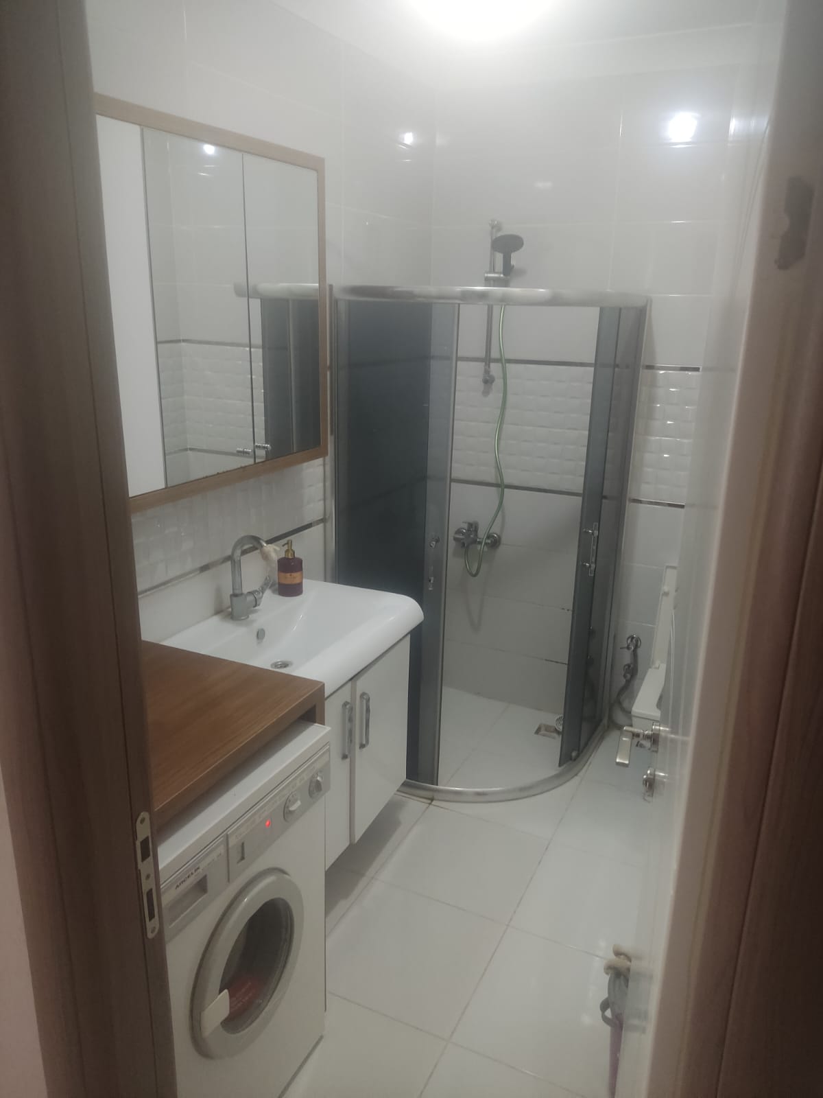 AKÇAY ALTINKUM'DA DENİZE 300 METRE EŞYALI 2+1 KİRALIK DAİRE (GÜNLÜK KİRALIK )