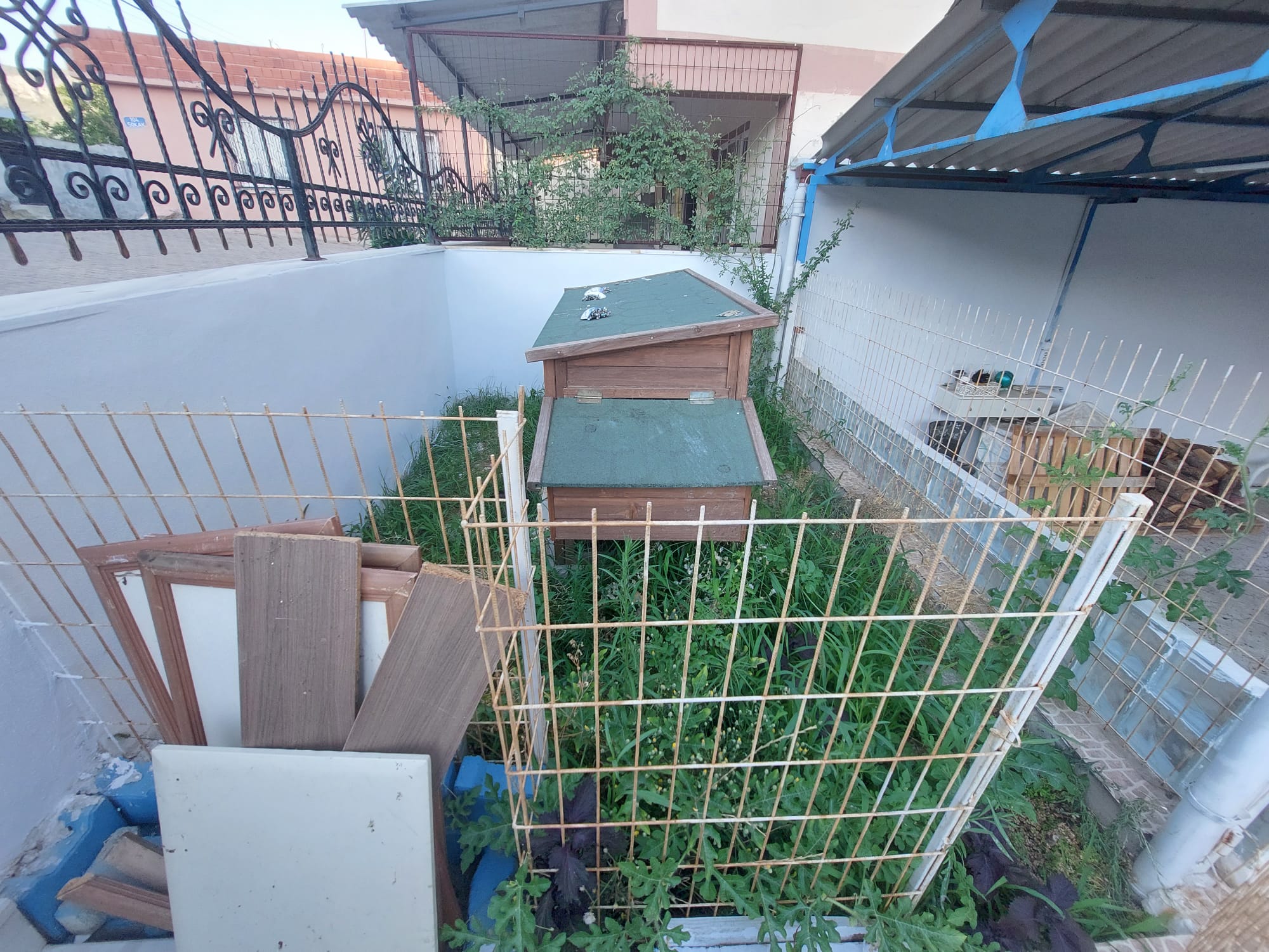 Kadıköy 'de Komple Satılık Bina