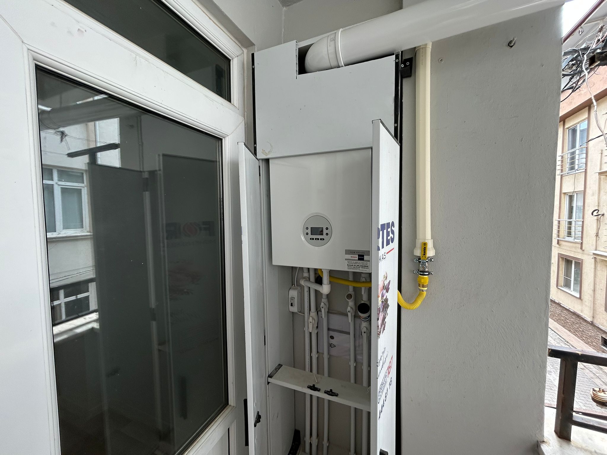 EDREMİT CUMHURİYET MAHALLESİNDE KİRALIK 2+1 DAİRE