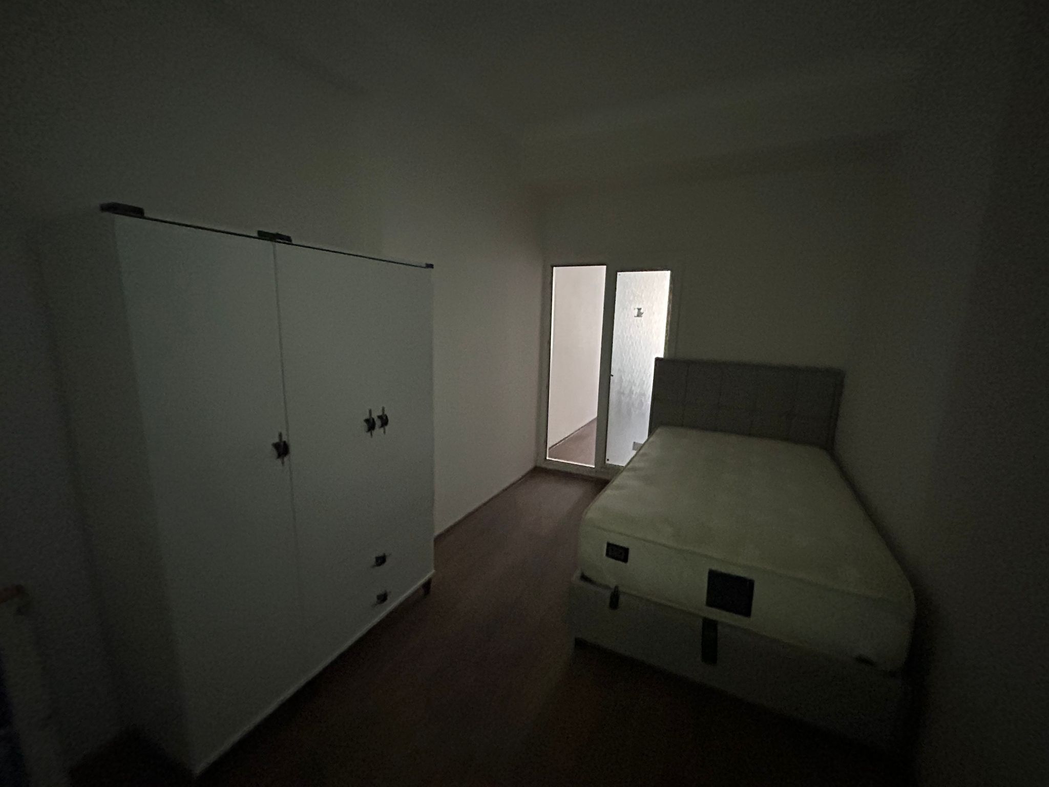 CUMHURİYET MAHALLESİNDE EŞYALI KİRALIK 1+1 DAİRE