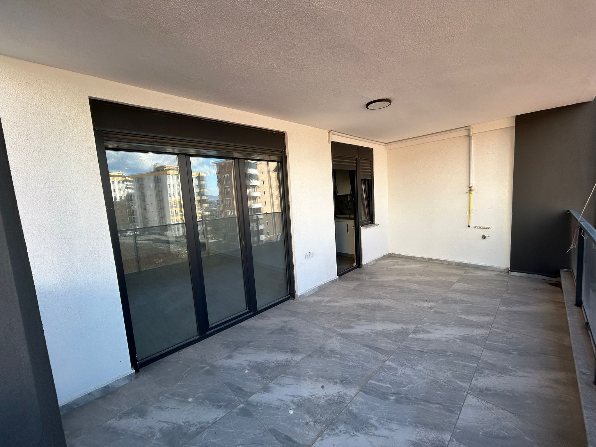 ATATÜRK MAHALLESİ’NİN EN GÜZEL NOKTASINDA! SATILIK 2+1 DAİRE (10numara)