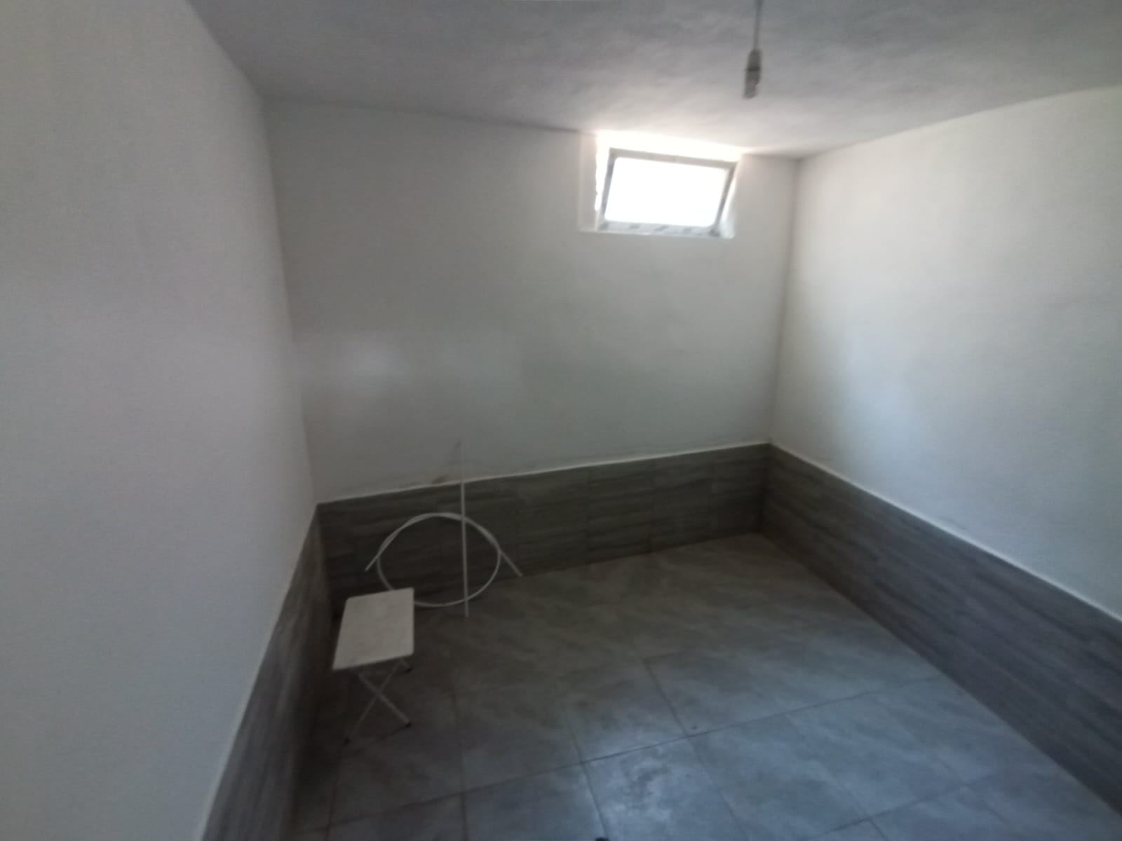 İnönü Caddesinde Kiralık 90 M2 Dükkan