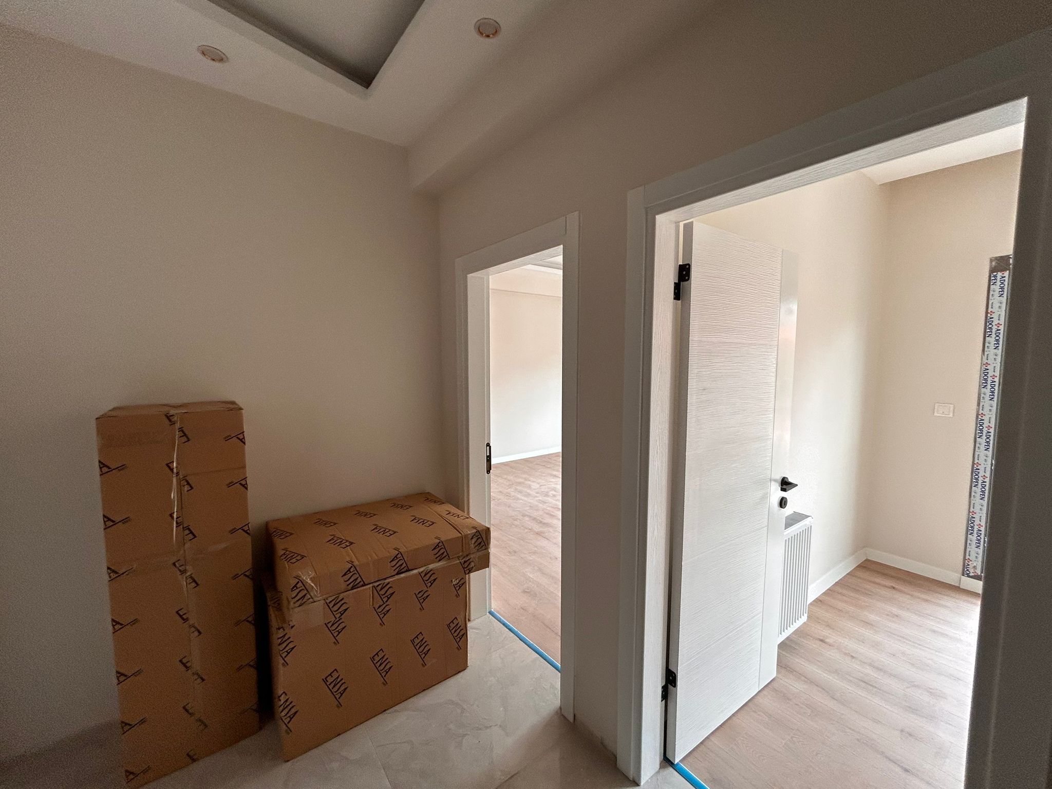BALIKESİR EDREMİT CUMHURİYET MAHALLESİ'NDE SATILIK SIFIR 1+1 DAİRE
