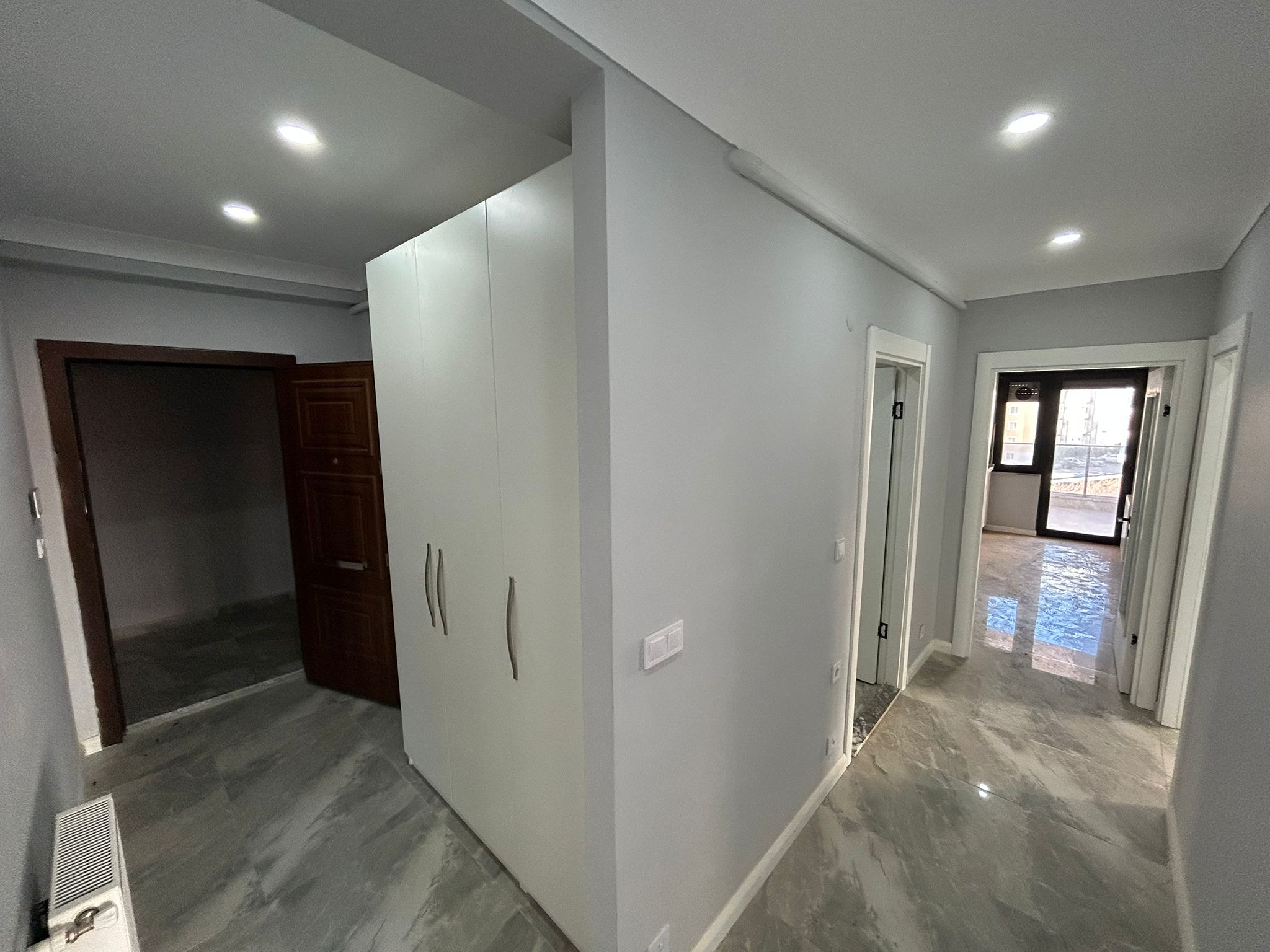 ATATÜRK MAHALLESİ’NİN EN GÜZEL NOKTASINDA! SATILIK 2+1 DAİRE (15numara)