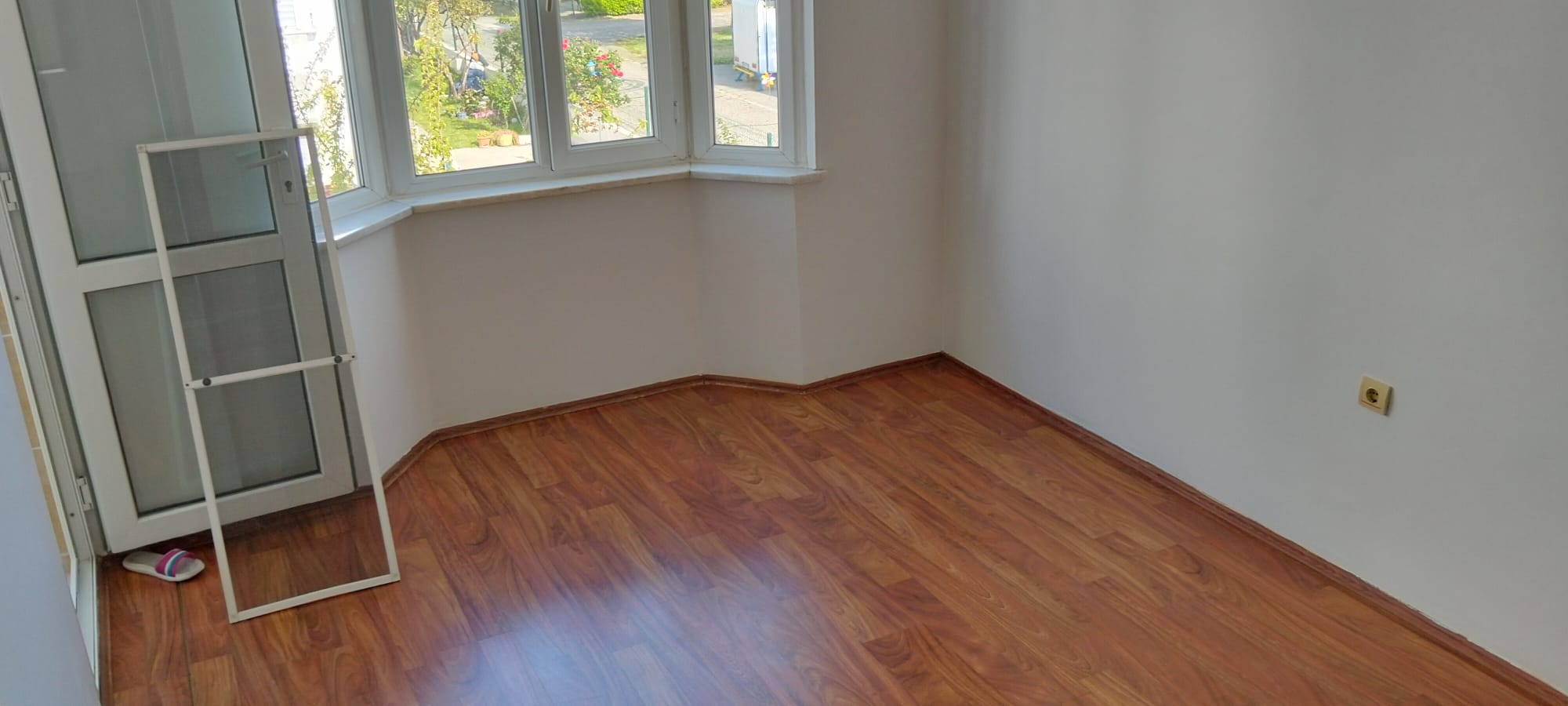 EDREMİT AVCILAR MAHALLESİNDE SATILIK 2+1 YAZLIK