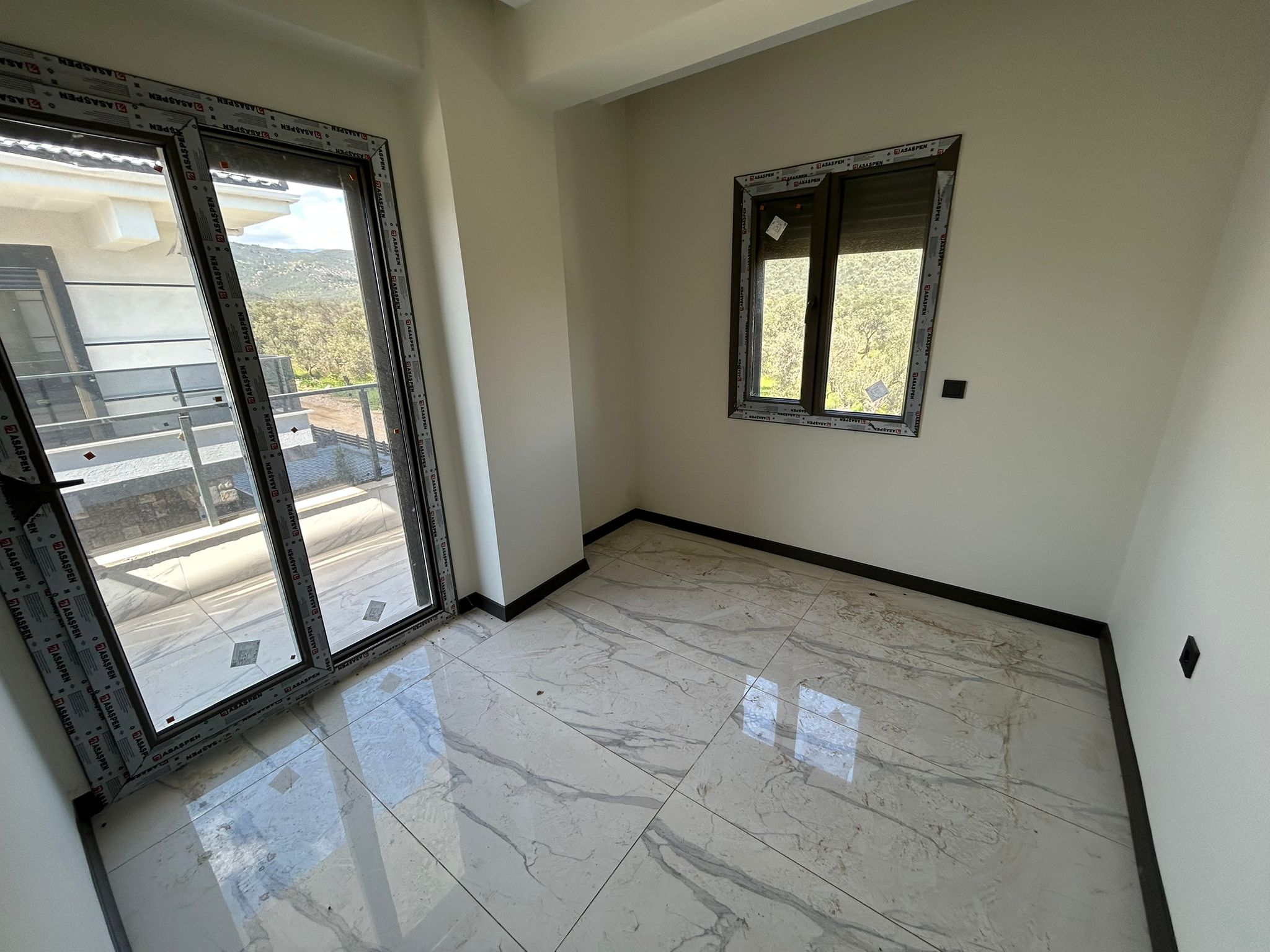 HAYALİNİZDEKİ YAŞAM BURADA BAŞLIYOR!