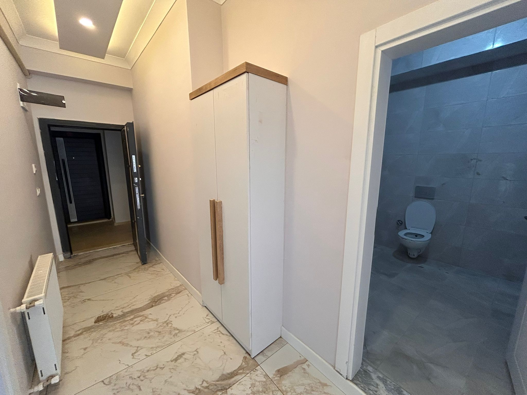 BALIKESİR EDREMİT CUMHURİYET MAHALLESİNDE KİRALIK 2+1 SIFIR DAİRE