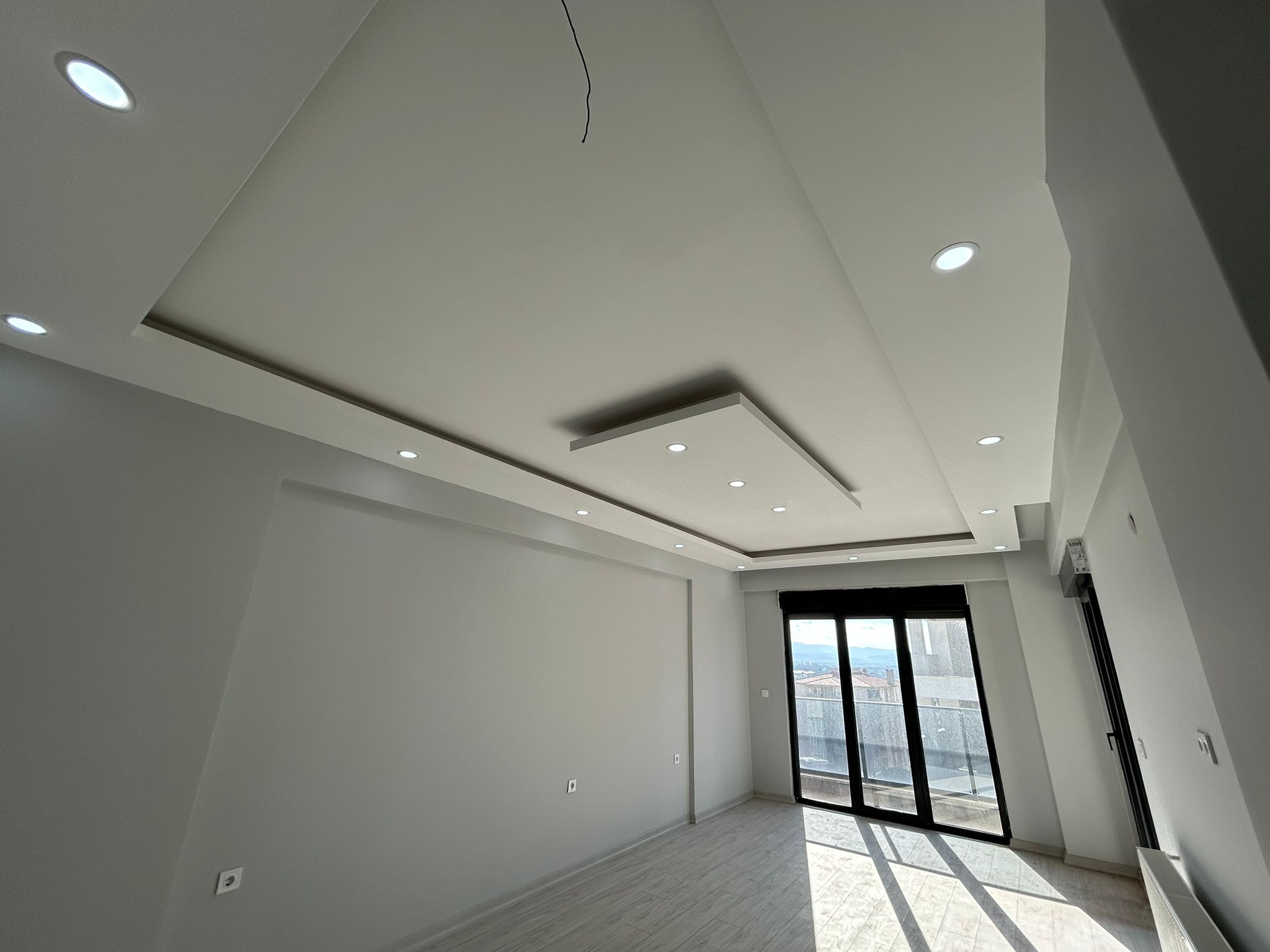 ATATÜRK MAHALLESİ’NİN EN GÜZEL NOKTASINDA! SATILIK 2+1 DAİRE (9numara)