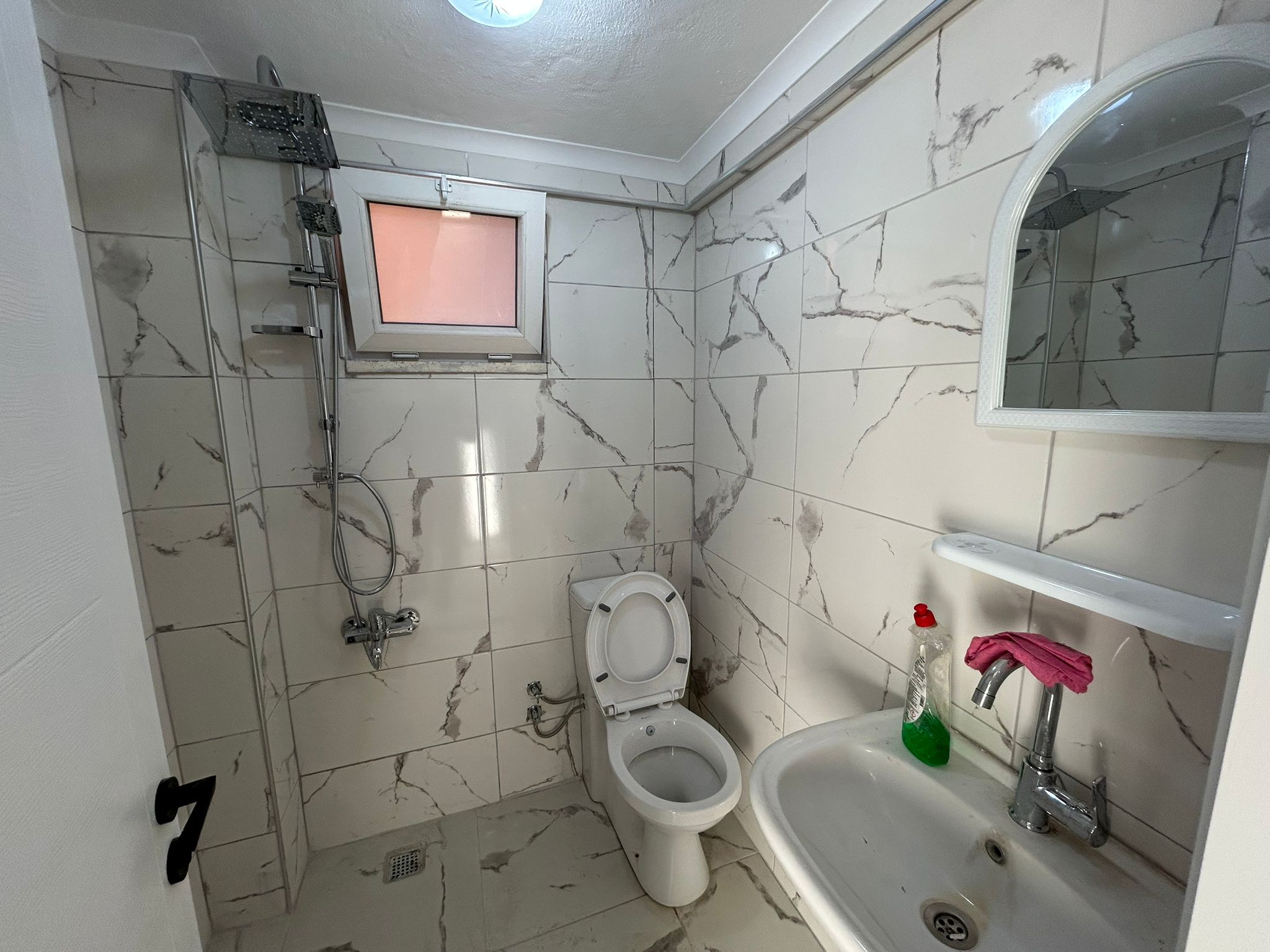 Sıfırdan Yenilenmiş Satılık 1+1 Daire