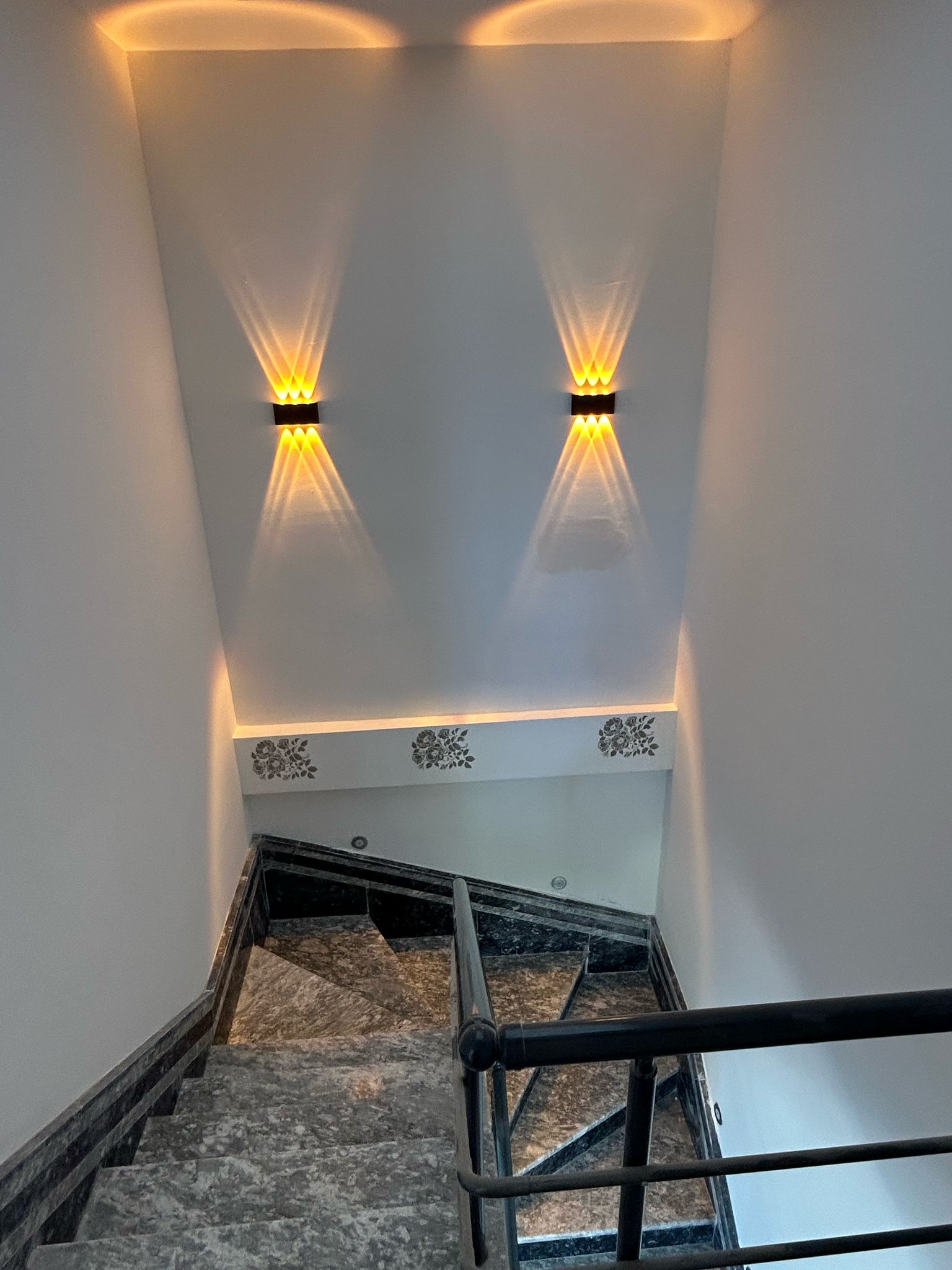 Ayvalık Altınova 'da Müstakil Satılık Villa