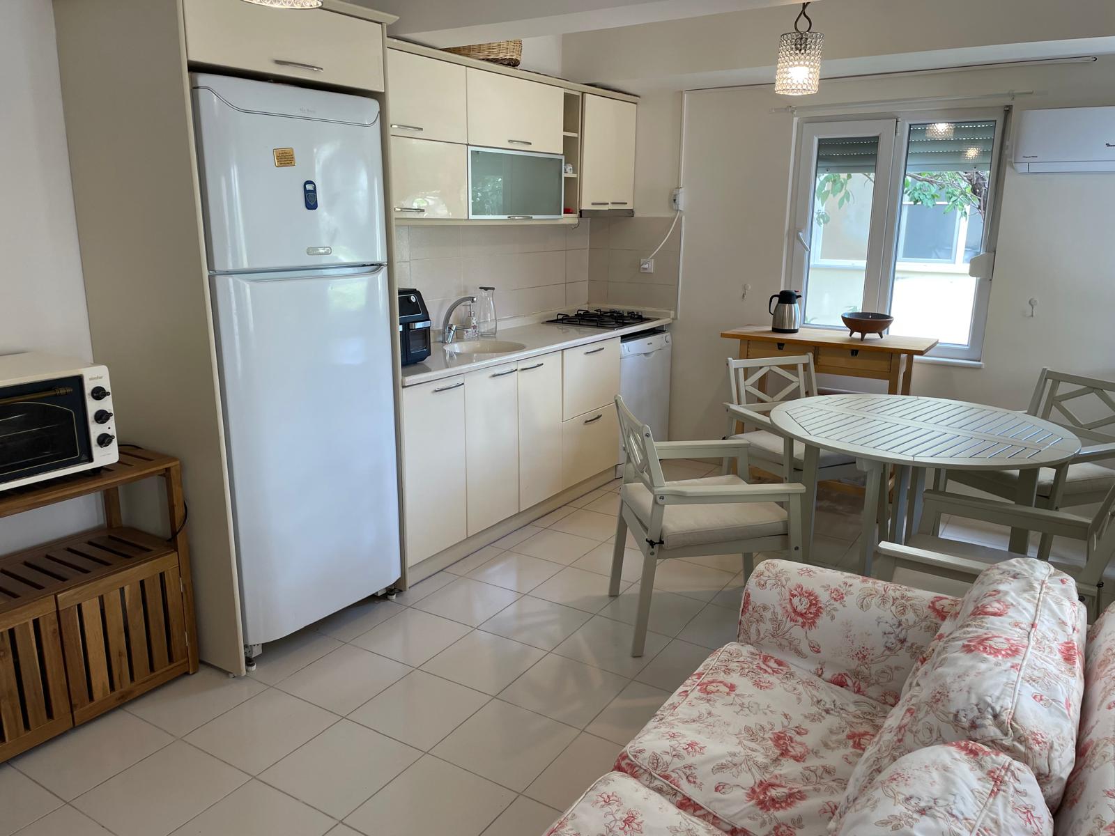 Balıkesir Edremit Altınoluk’ta Bahçeli 2+1 Satılık Daire