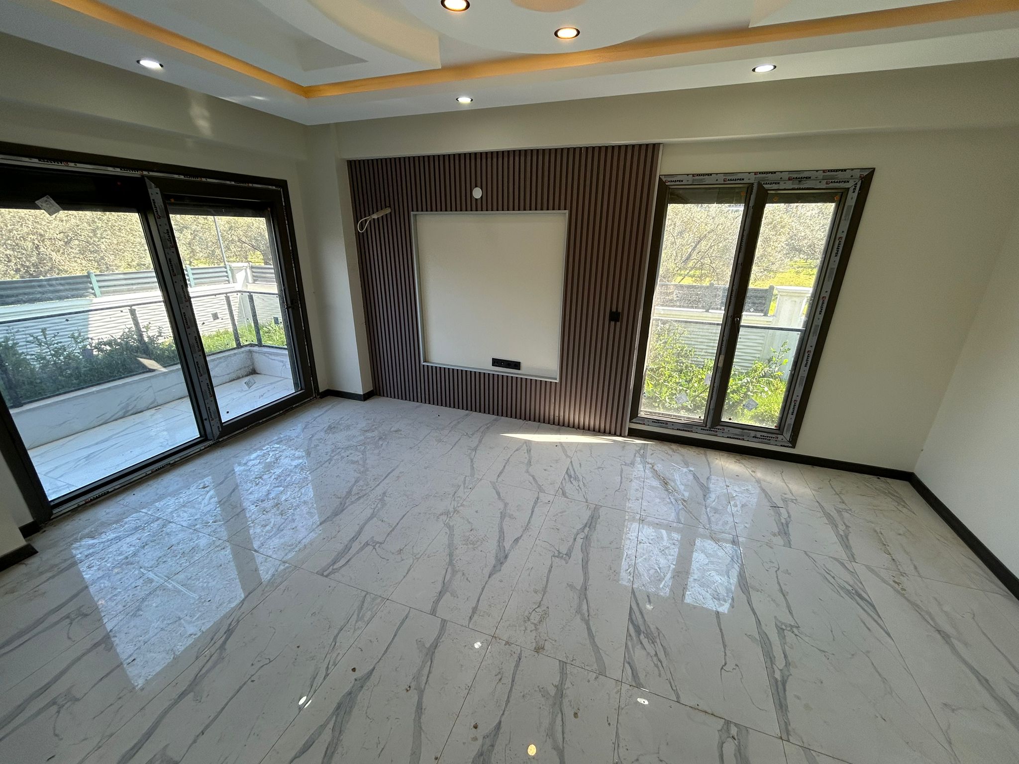 HAYALİNİZDEKİ YAŞAM BURADA BAŞLIYOR!