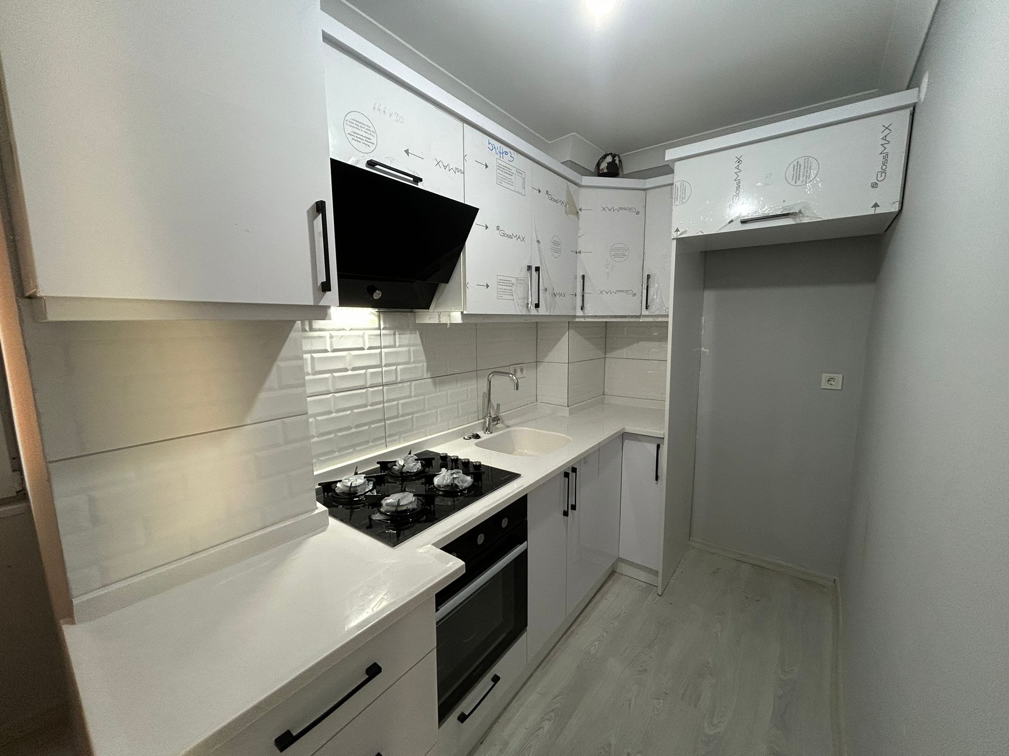 Sıfırdan Yenilenmiş Satılık 1+1 Daire