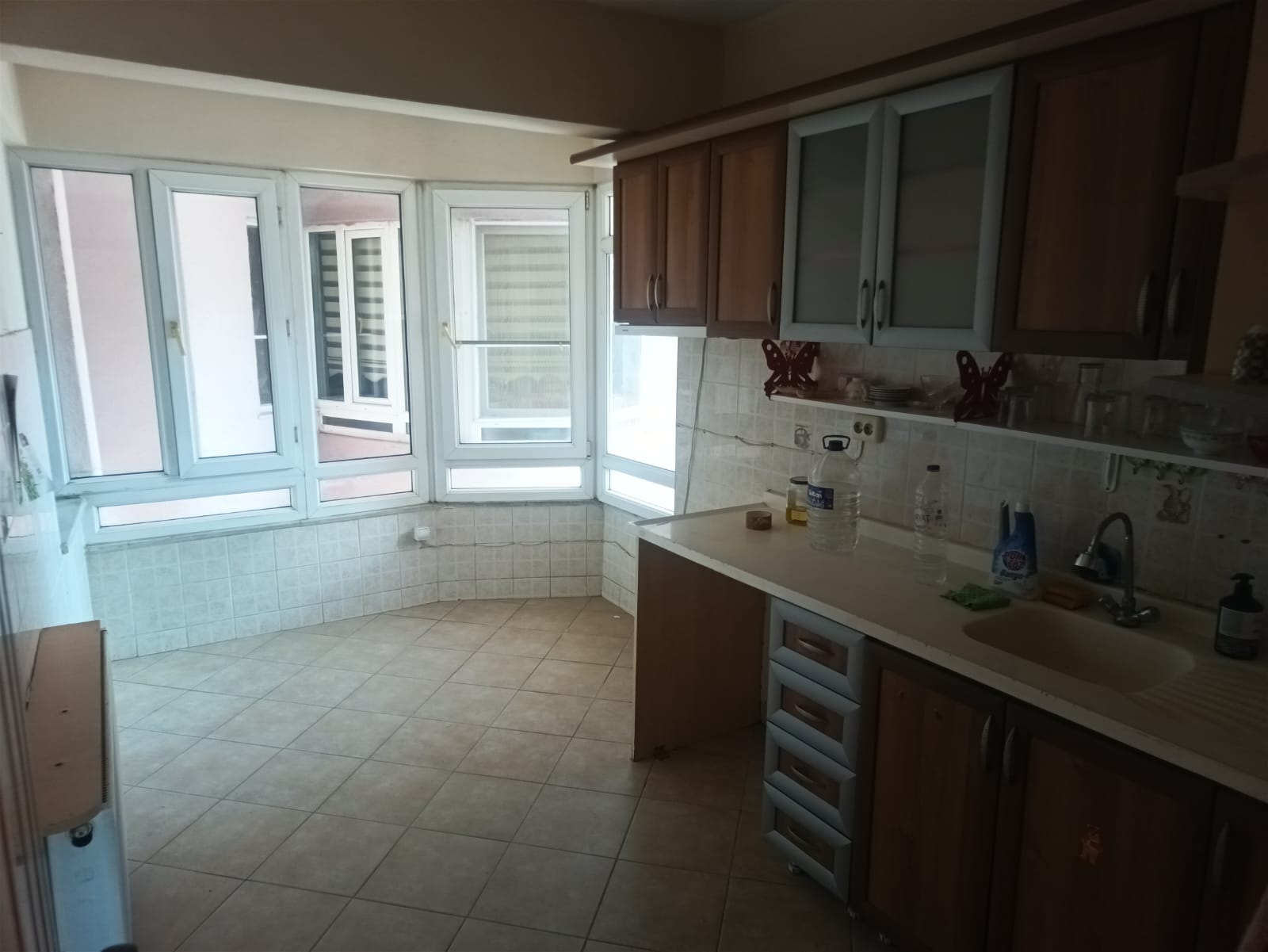 Cennetayağı Mahallesinde Kiralık 3+1 Daire