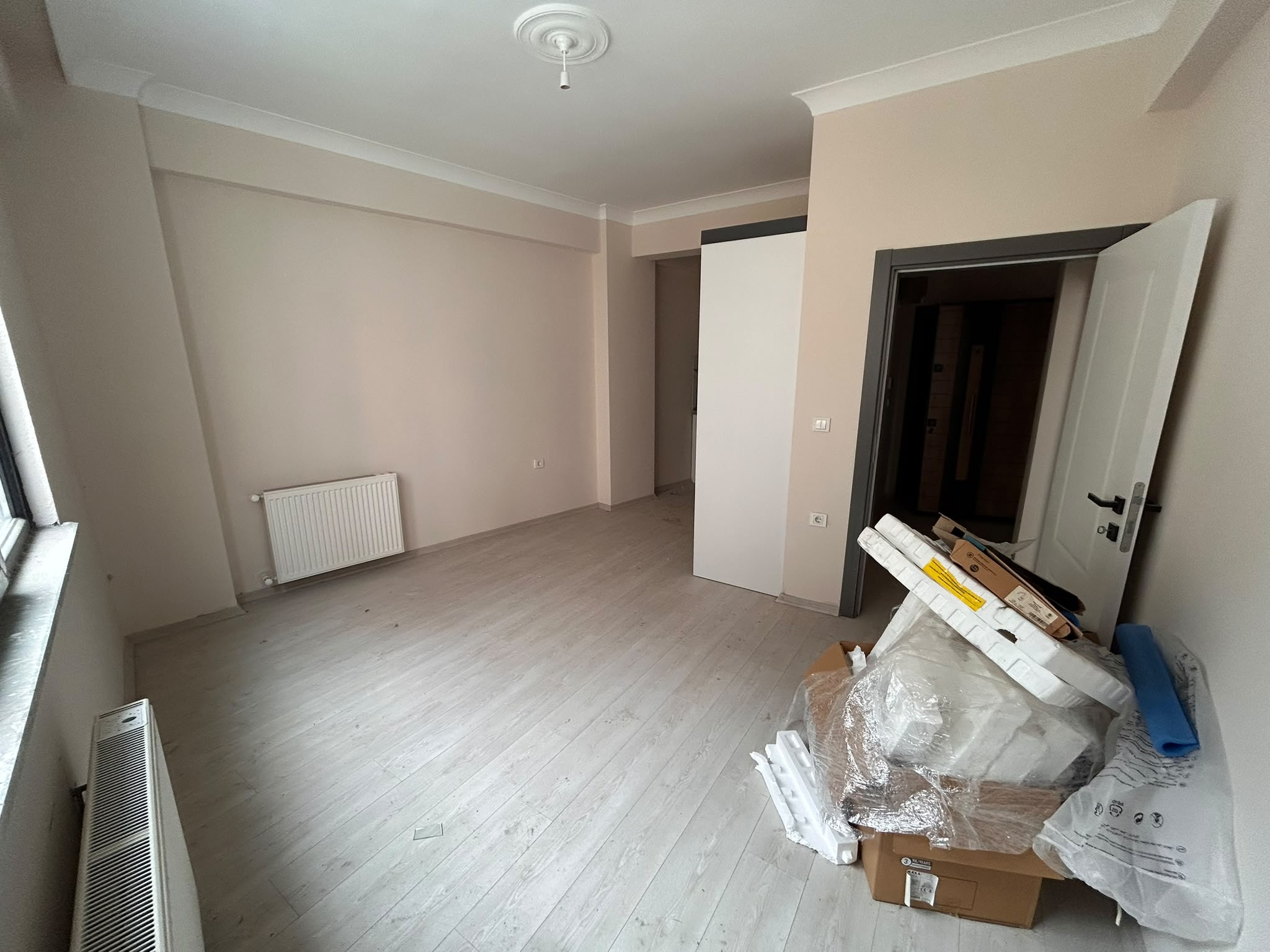 GAZİİLYAS MAHALLESİNDE KİRALIK SIFIR  1+1 DAİRE