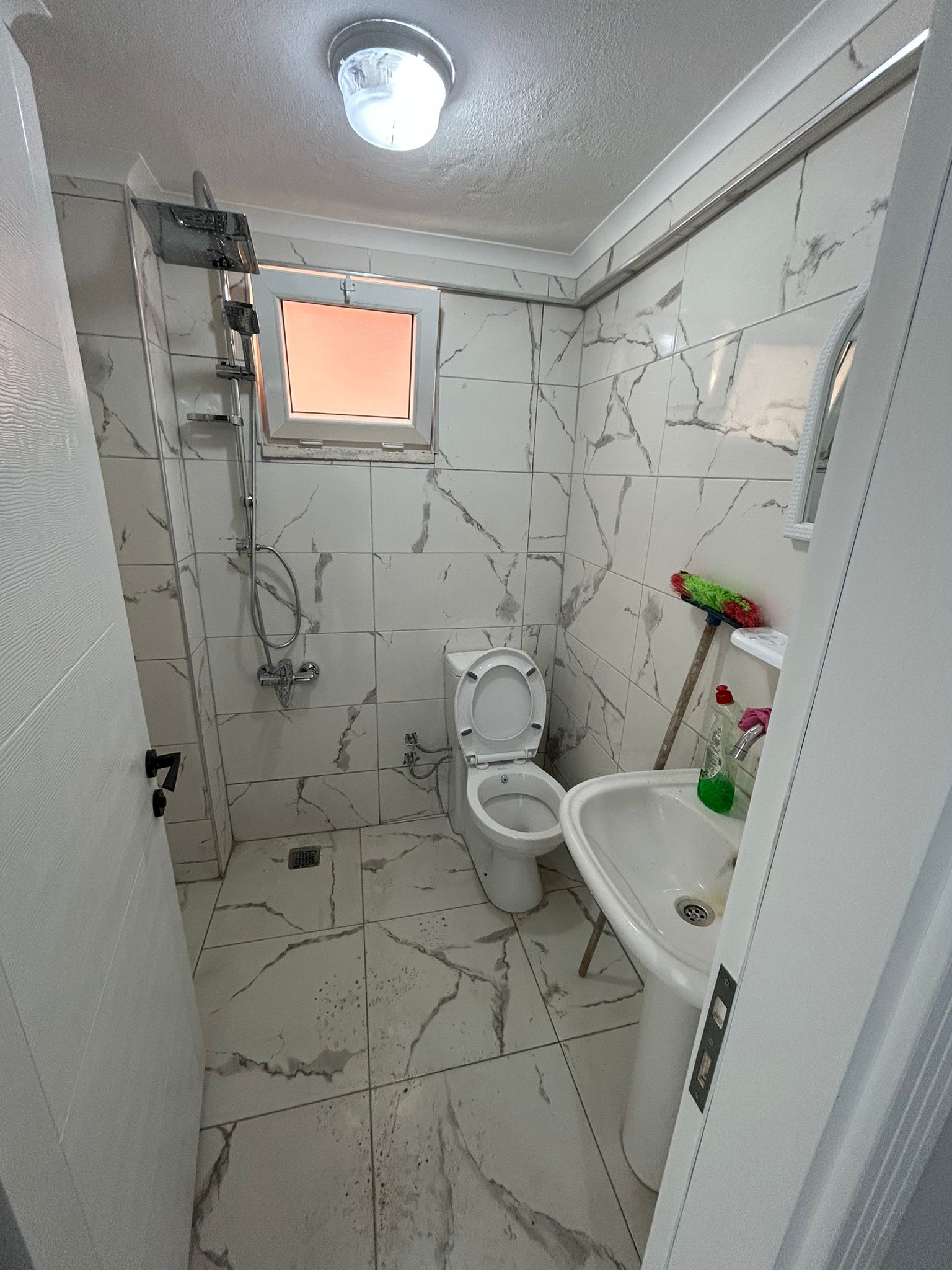 Sıfırdan Yenilenmiş Satılık 1+1 Daire