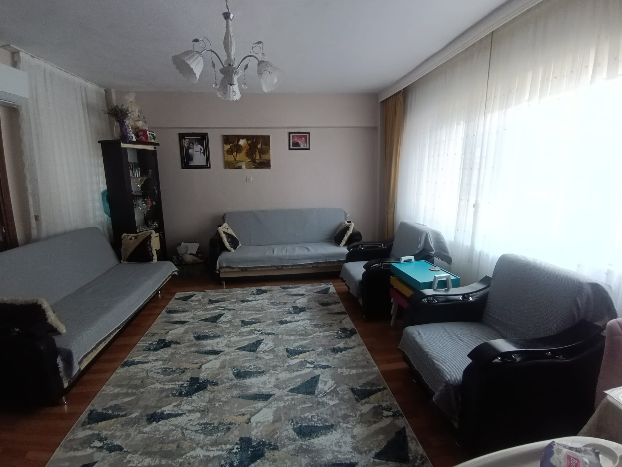 Cumhuriyet Mahallesinde Satılık 2+1 Daire