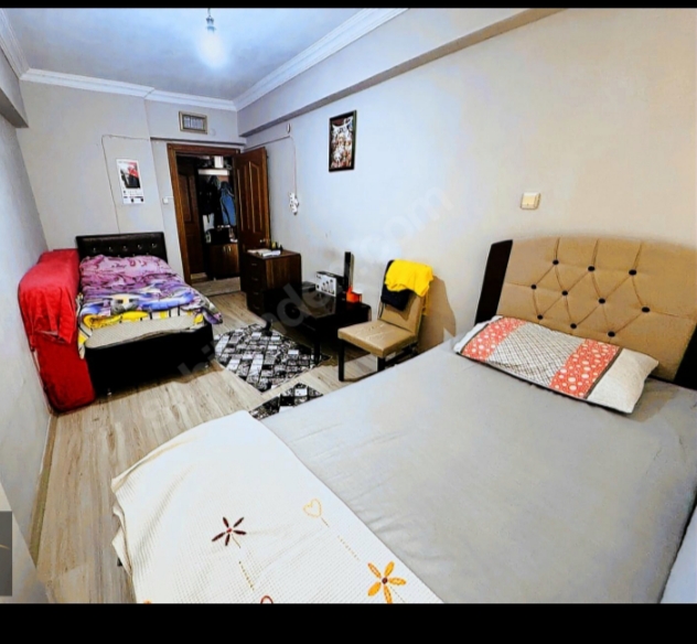 EDREMİT KADIKÖY MAHALLESİNDE SATILIK GENİŞ 3+1 DAİRE