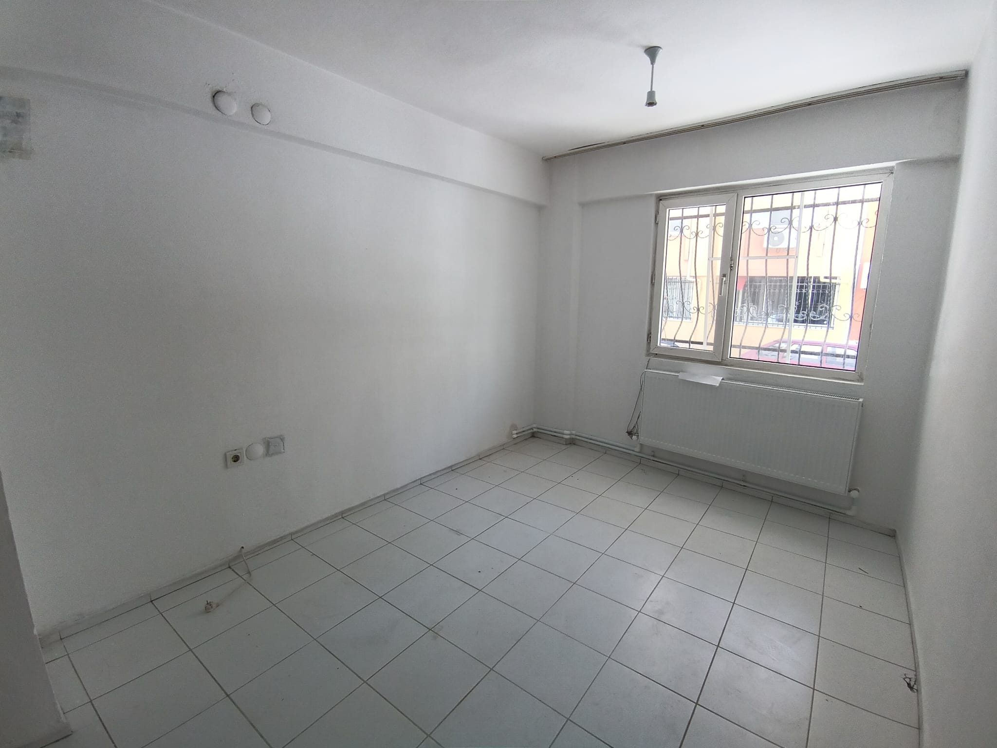 CUMHURİYET MAHALLESİNDE KİRALIK 2+1 DAİRE