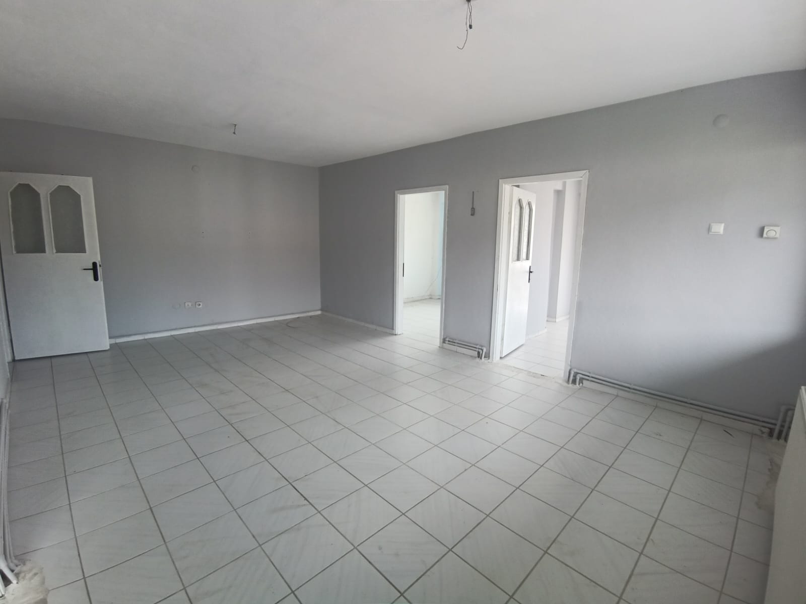 TUZCUMURAT MAHALLESİNDE KİRALIK 2+1 DAİRE – KAZ DAĞLARI MANZARALI
