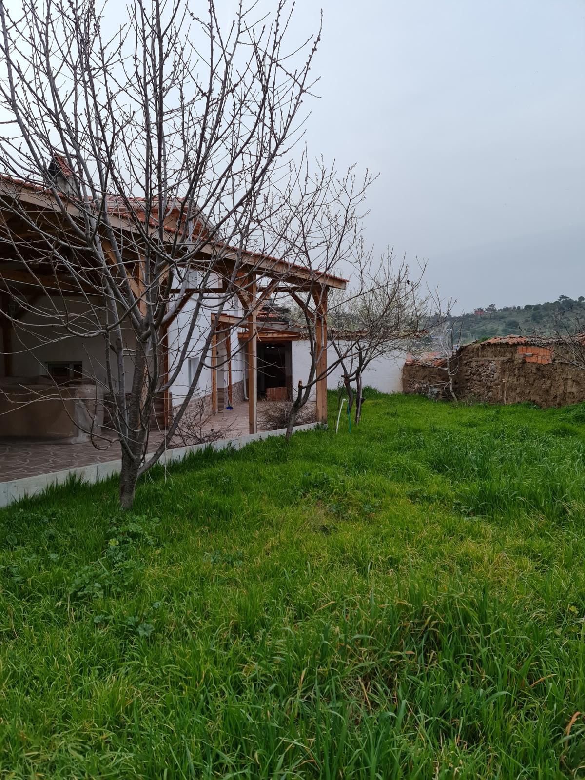 Doğayla İç İçe | 434 M² Arsa İçerisinde Özel Tasarım Köy Evi