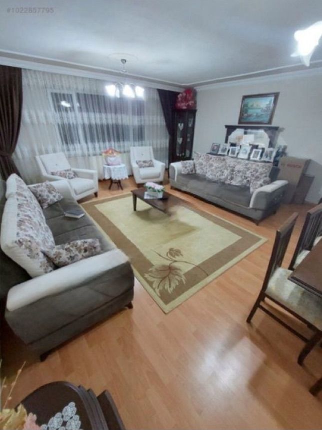 Balıkesir Edremit Üçgen Park civarında Satılık Daire