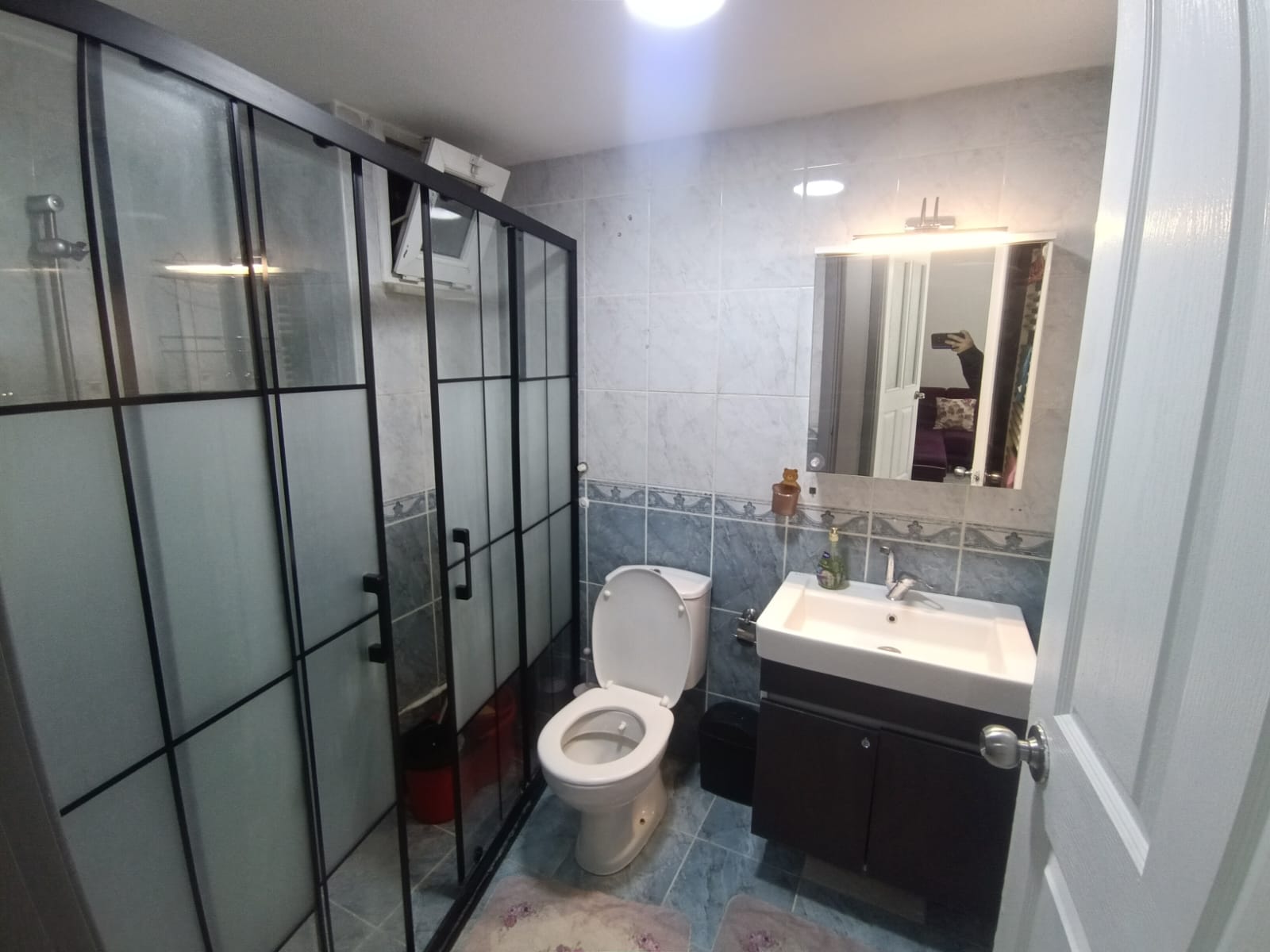 EDREMİT TUZCUMURAT’TA EŞYALI KİRALIK 3+1 DAİRE