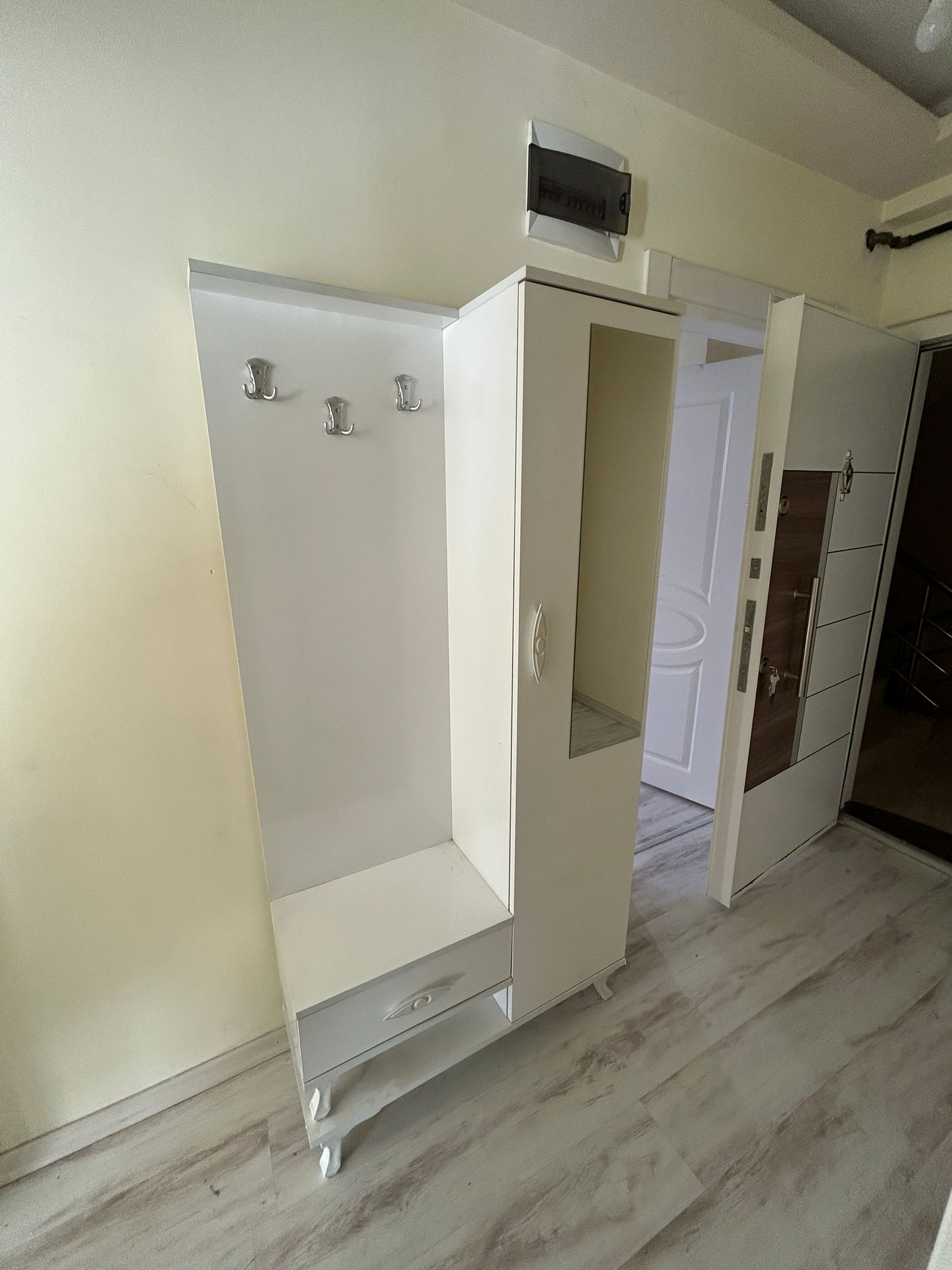 GAZİİLYAS'DA TUGAYA 300 M. KİRALIK 2+1 SIFIR DAİRE