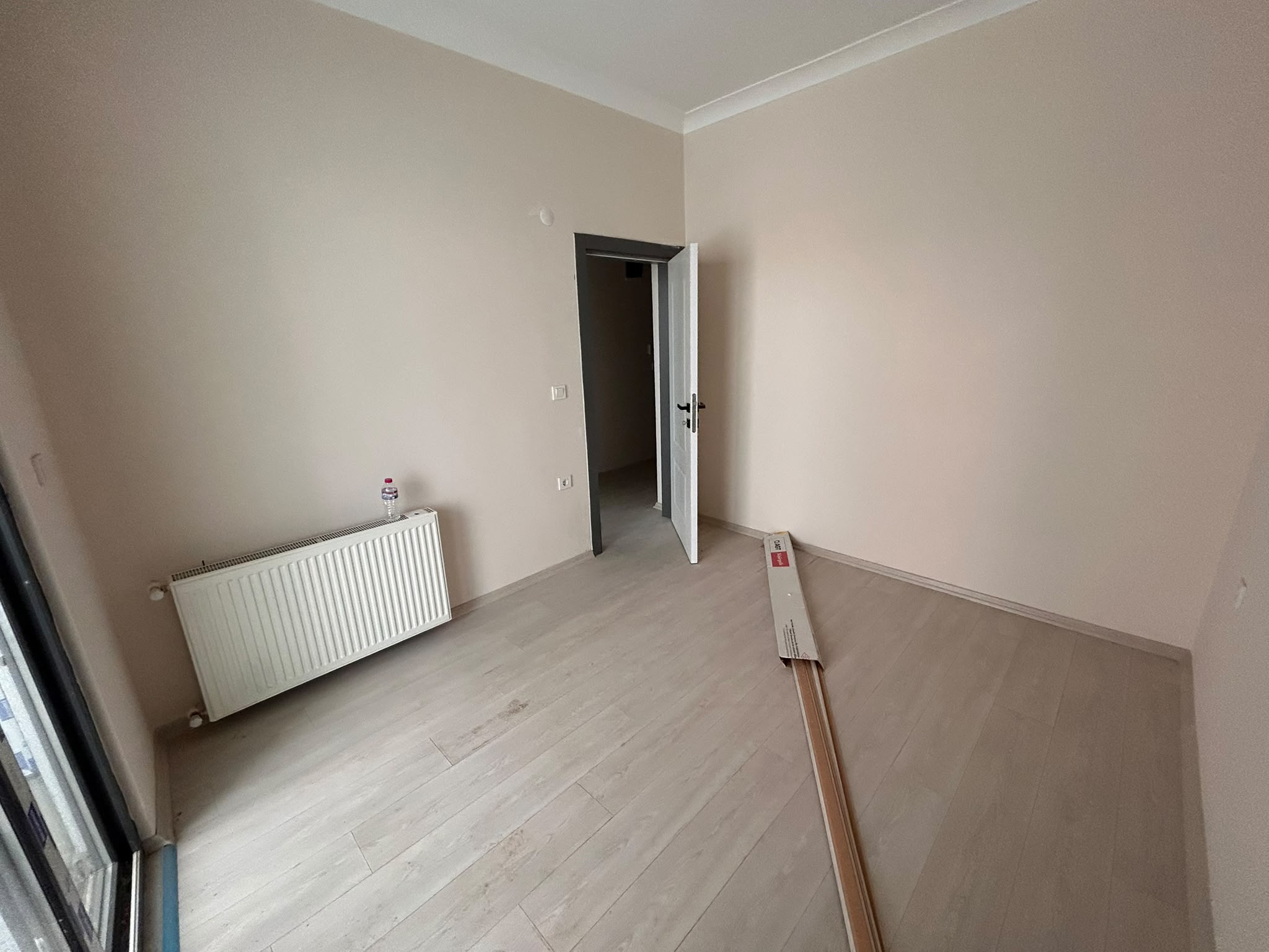 GAZİİLYAS MAHALLESİNDE KİRALIK SIFIR  1+1 DAİRE