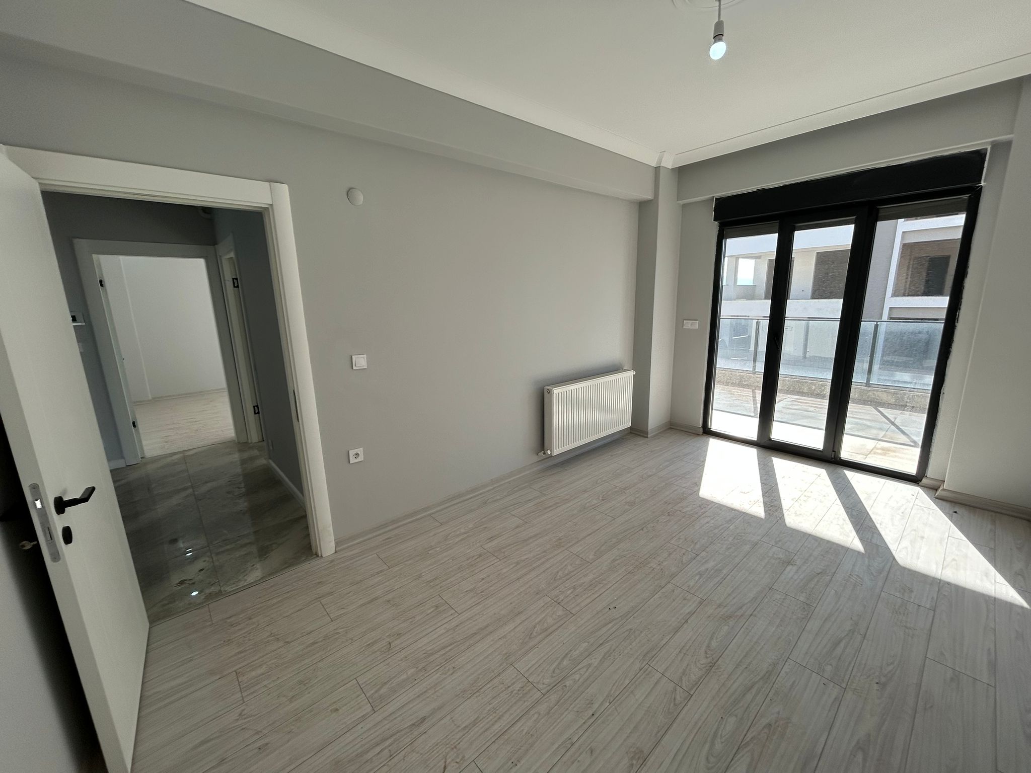 ATATÜRK MAHALLESİ’NİN EN GÜZEL NOKTASINDA! SATILIK 2+1 DAİRE (9numara)