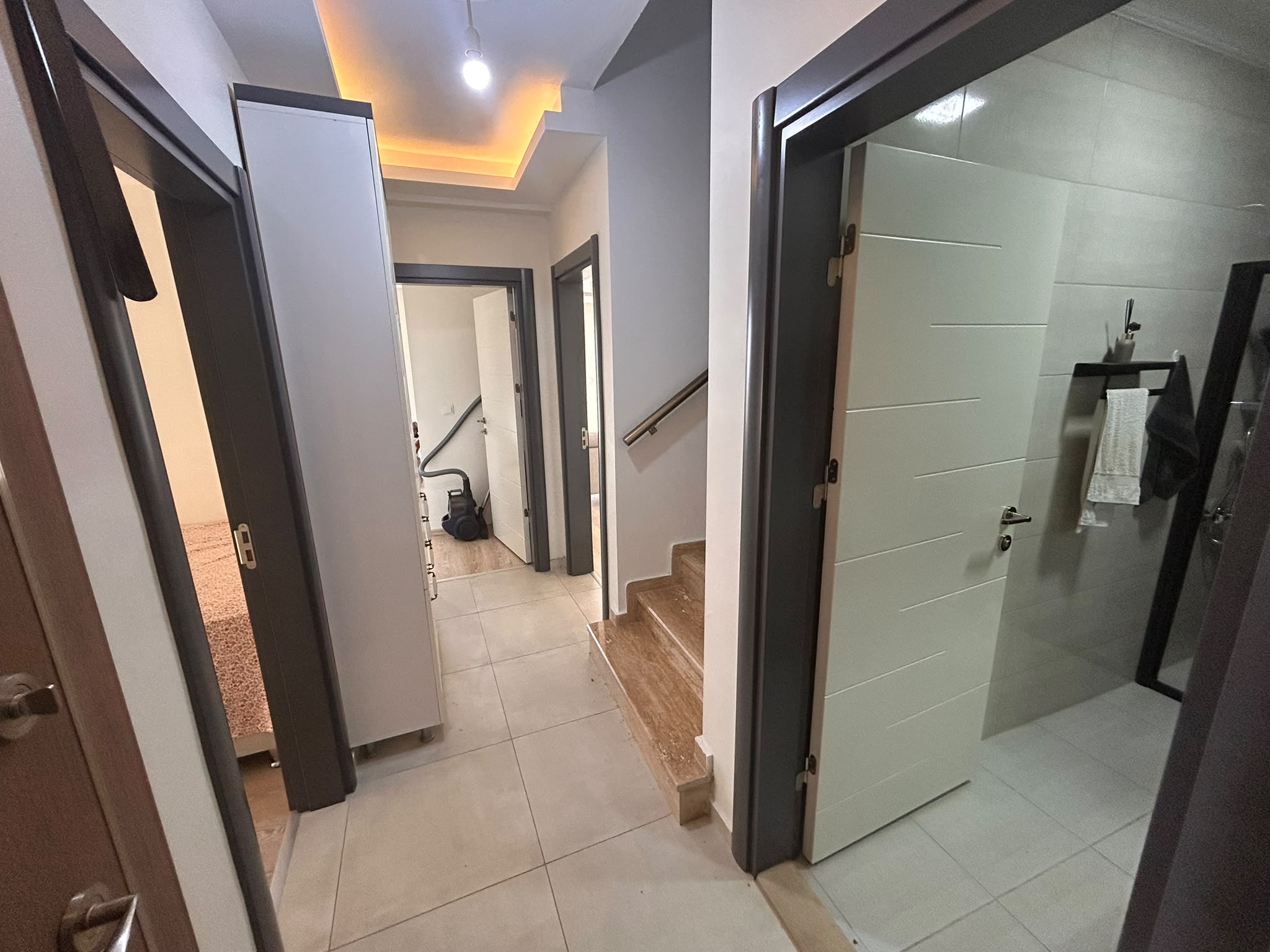 BALIKESİR EDREMİT GÜRE'DE SEZONLUK KİRALIK EŞYALI 3+1 DUBLEKS DAİRE