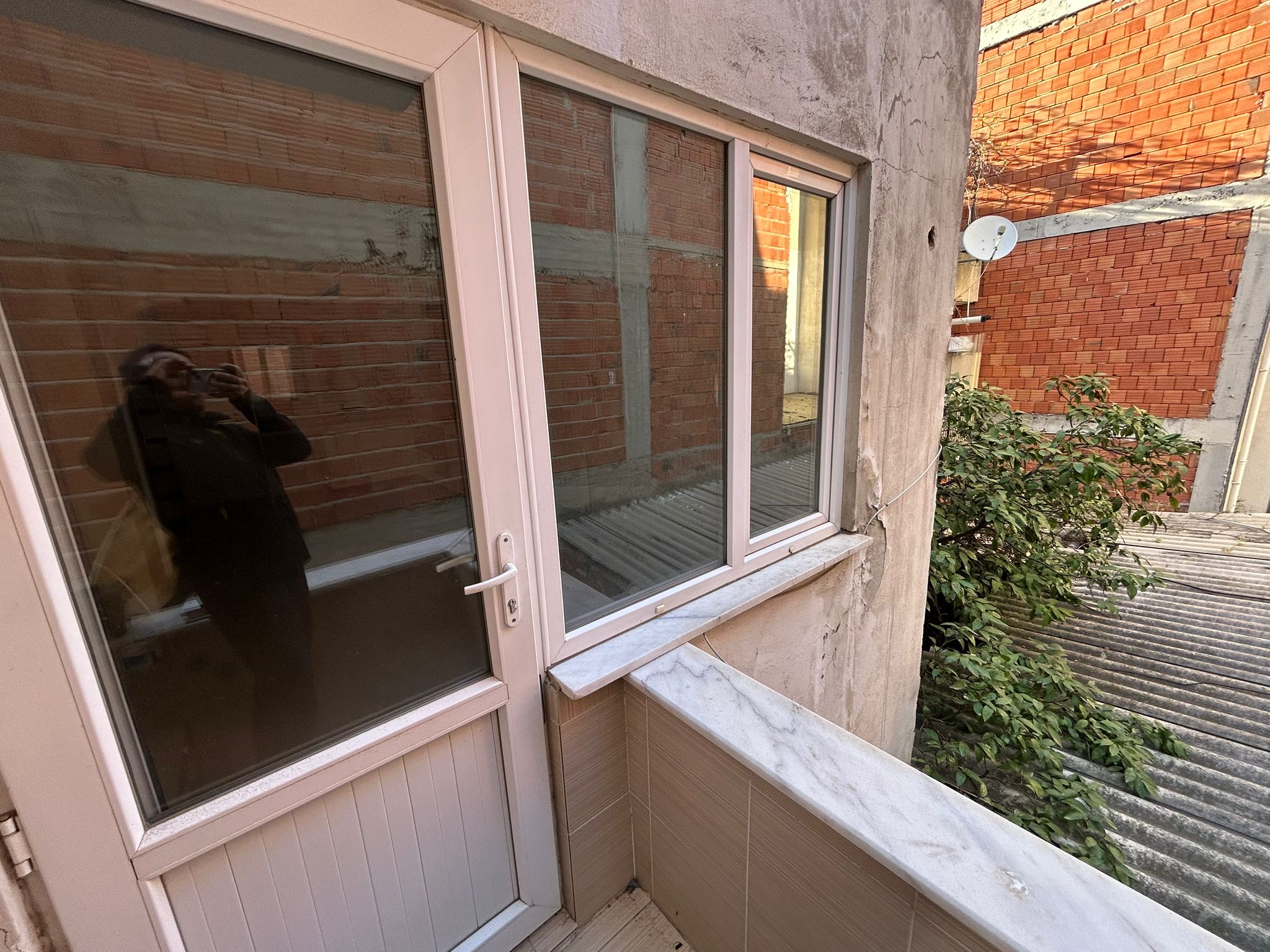 EDREMİT CUMHURİYET MAHALLESİNDE 3+1 JEOTERMALLİ SATILIK DAİRE