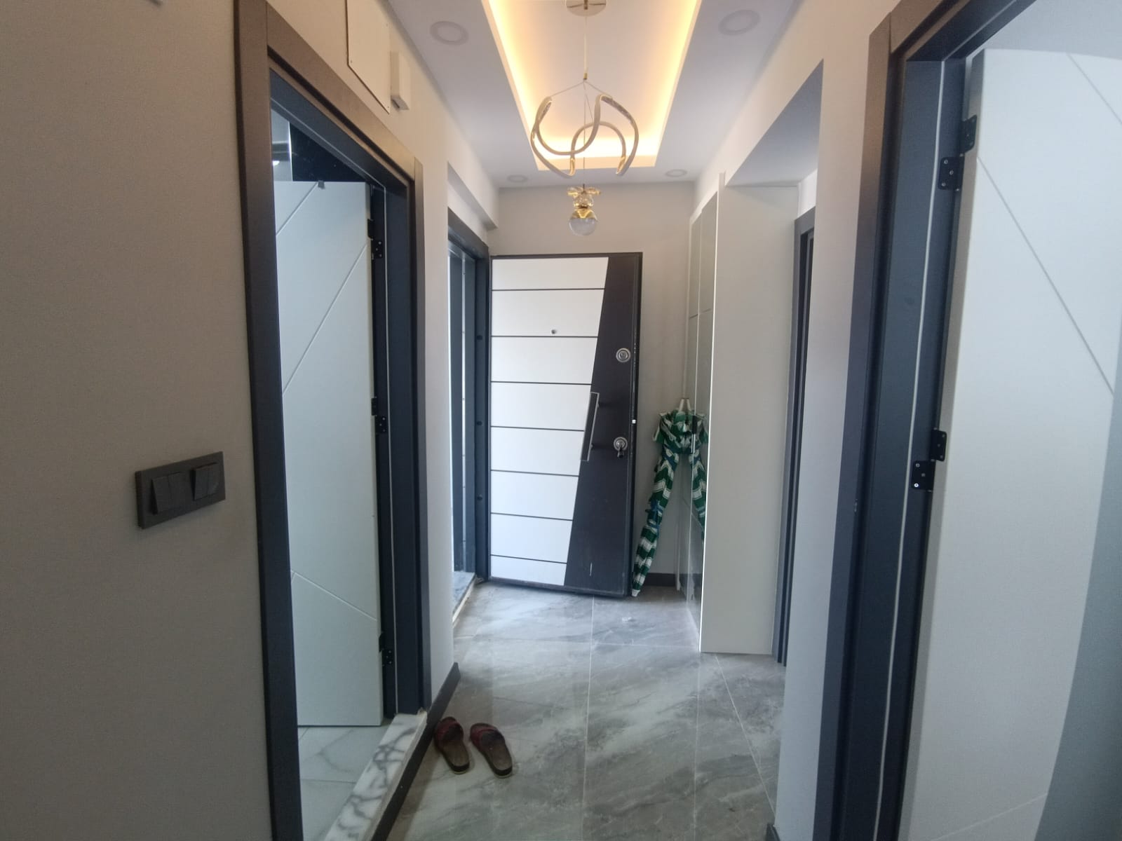 ALTINOLUKTA SEZONLUK KİRALIK 2+1 DAİRE