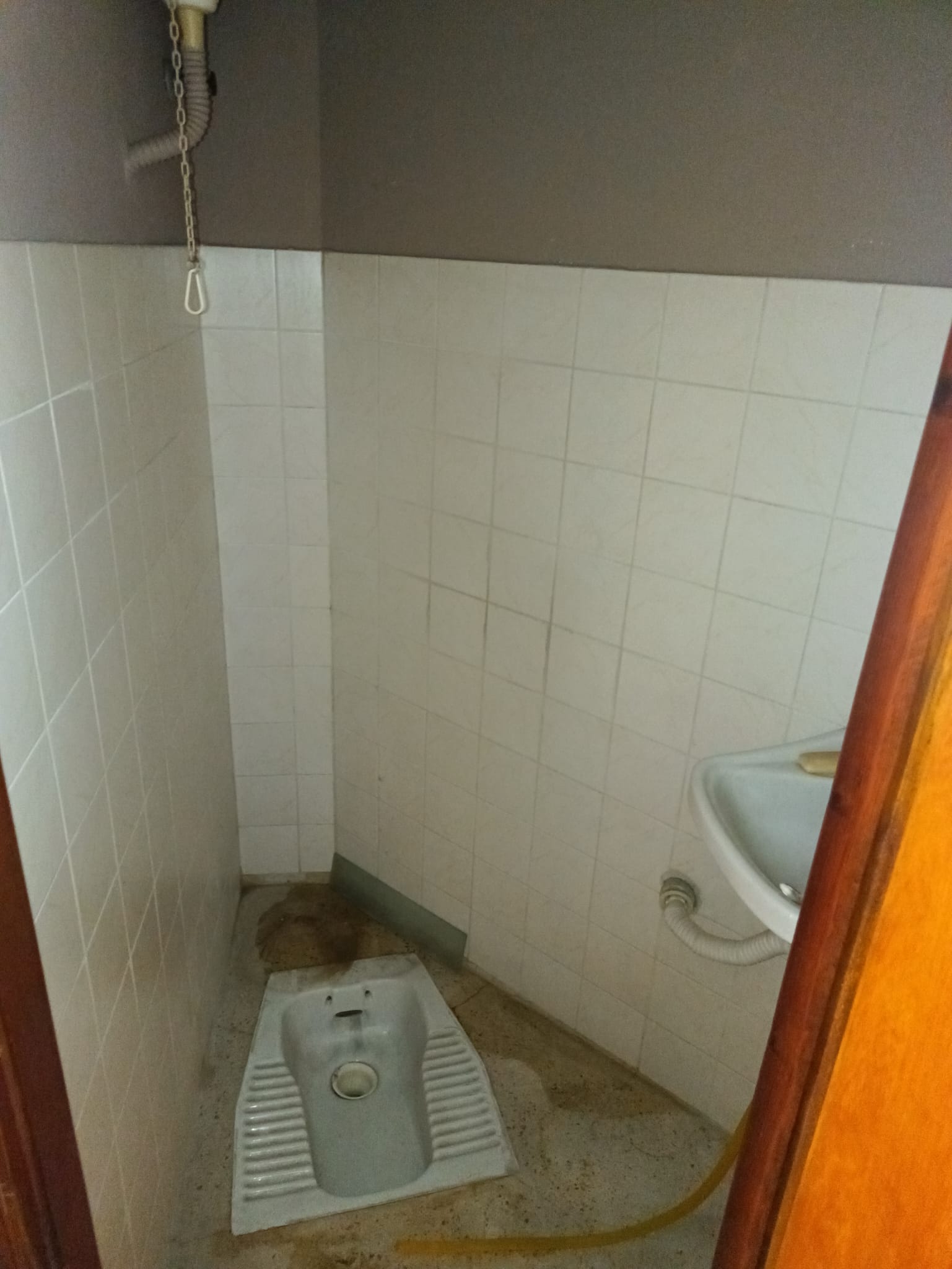 CUMHURİYET MAHALLESİ ÜÇGEN PARK YANI – EŞYALI 2+1 SATILIK DAİRE