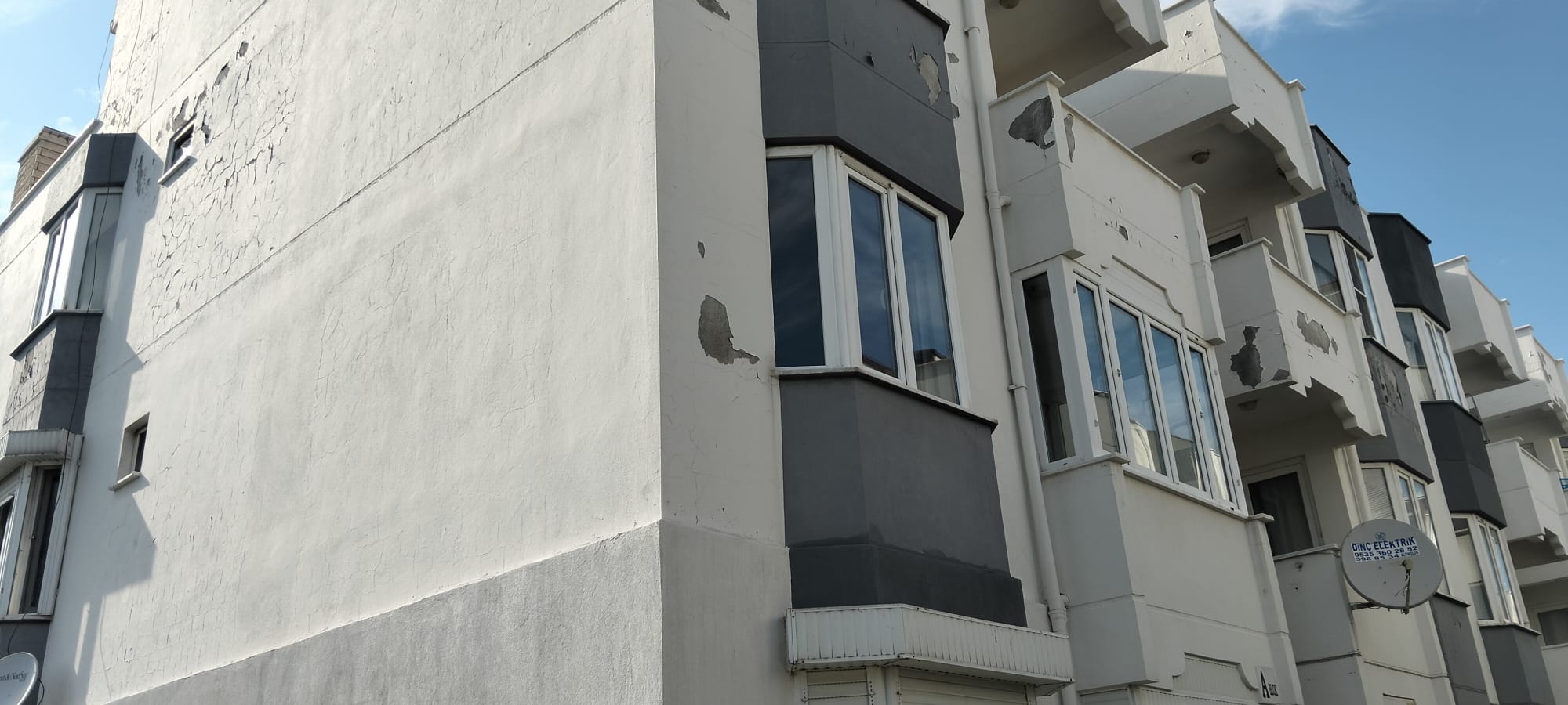 EDREMİT AVCILAR MAHALLESİNDE SATILIK 2+1 YAZLIK